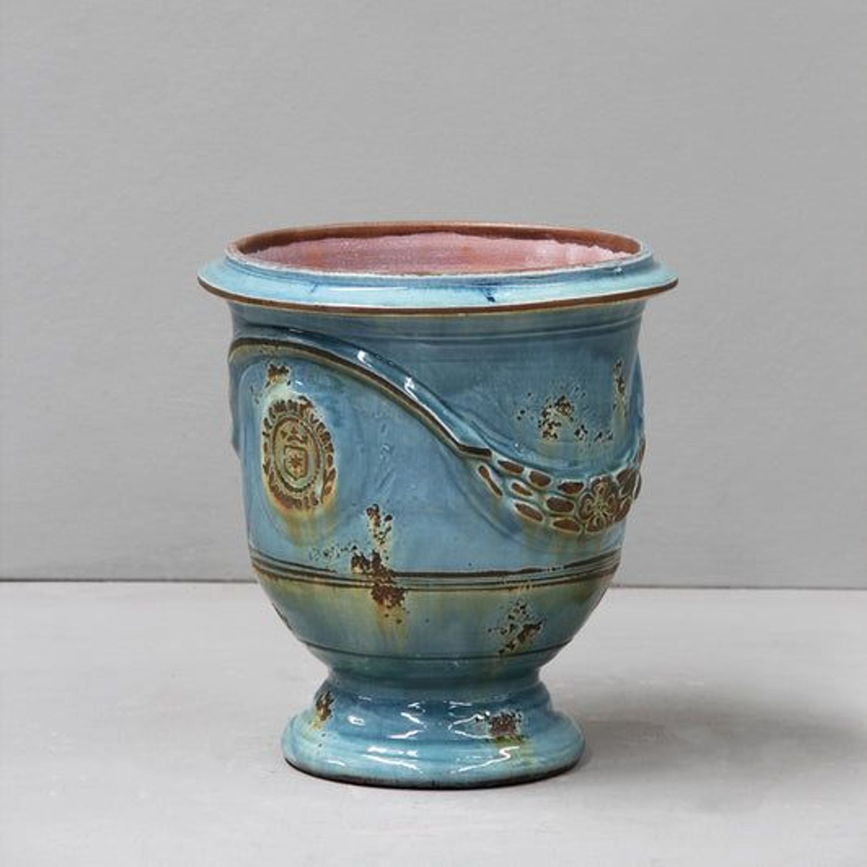 Le Chene Vert Antica Anduze Noisy Urn