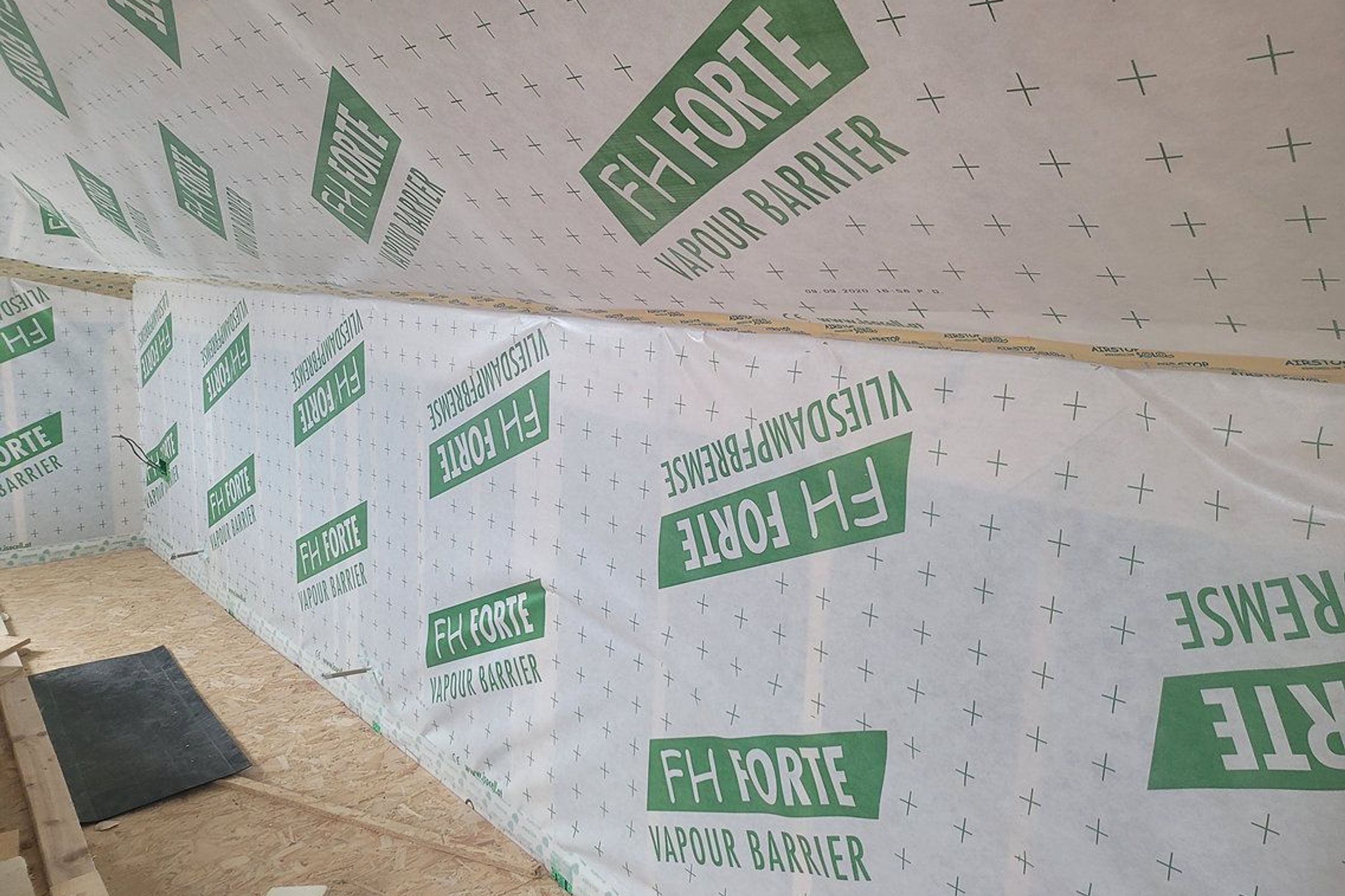 Airstop SOLO Adhesive Tape