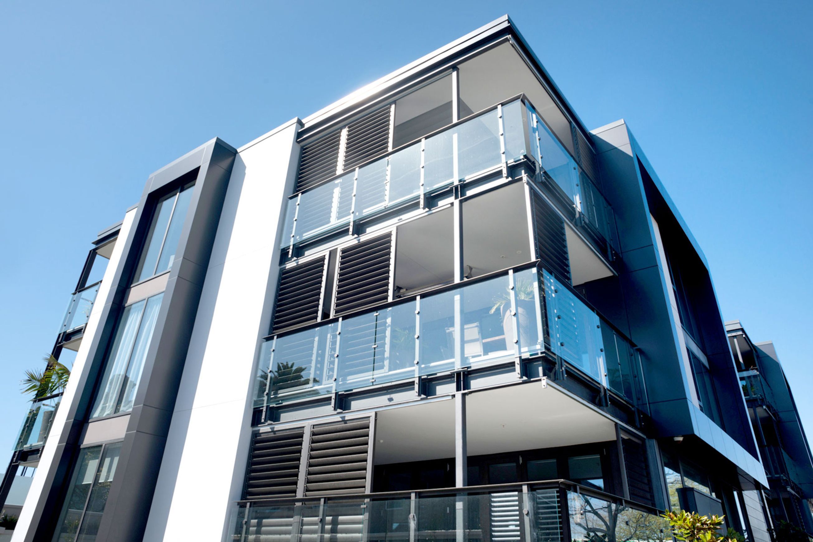 Skyrail CG-SD and DD Disc Series | Glass Balustrades