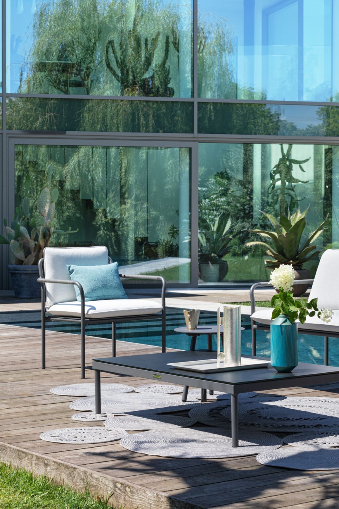 Air Outdoor Armchair by Atmosphera