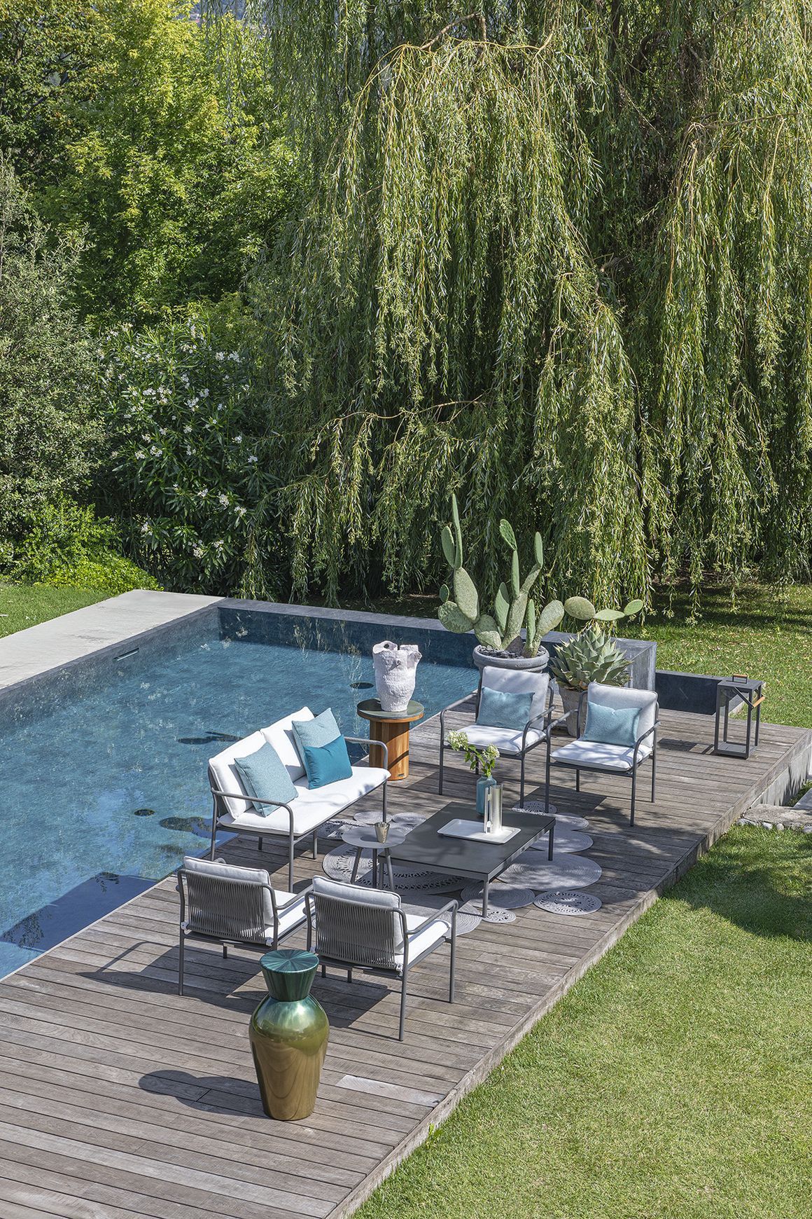 Air Outdoor Sofa by Atmosphera
