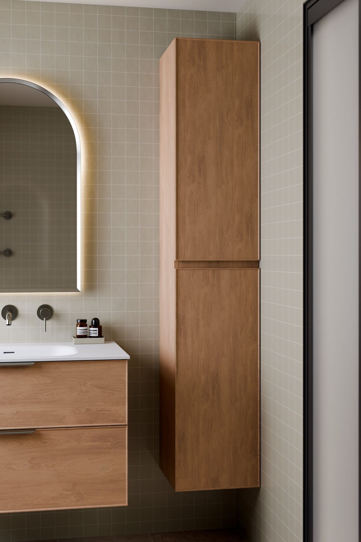 Lineare Axel Tower Cabinet