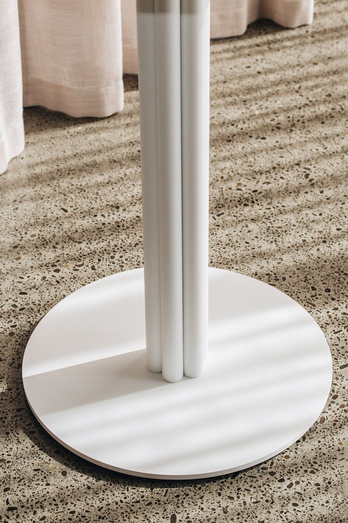 Bouquet 01 Cafe Table Pedestal Base