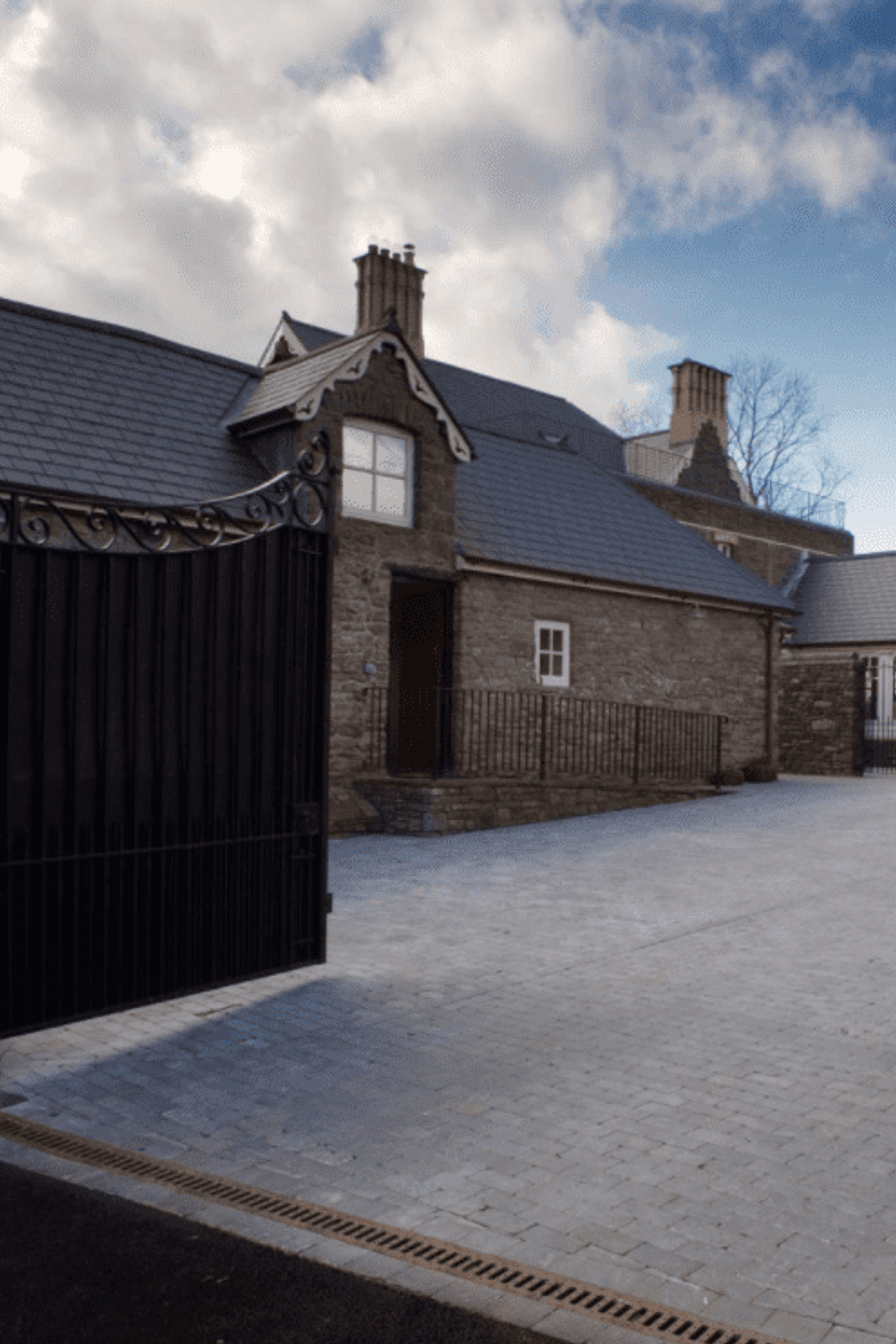 Premium Bluestone Cobblestones