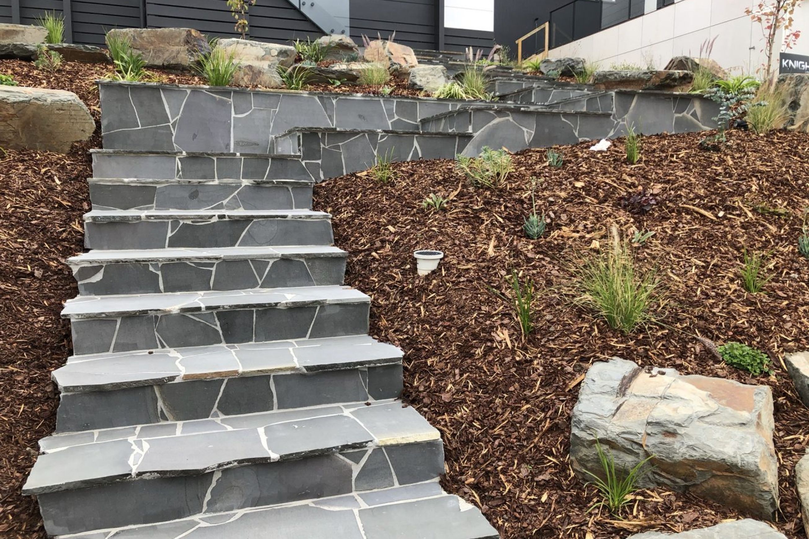 Premium Bluestone Crazy Paving