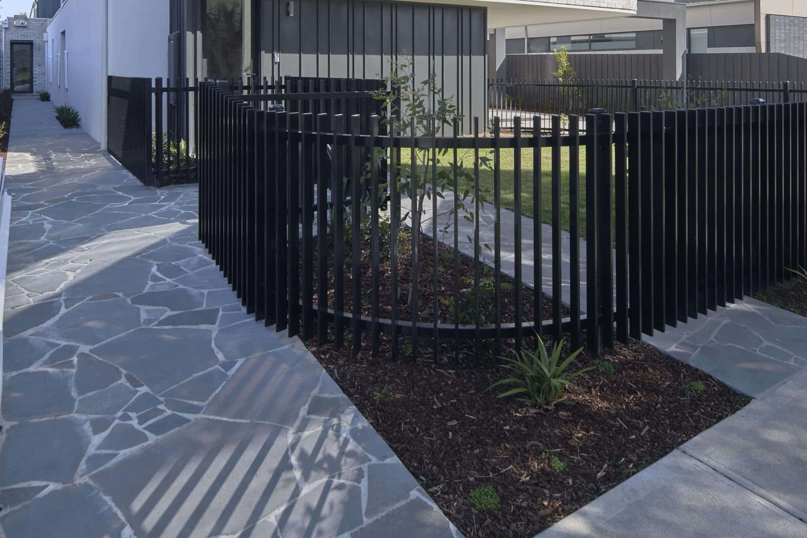 Premium Bluestone Crazy Paving
