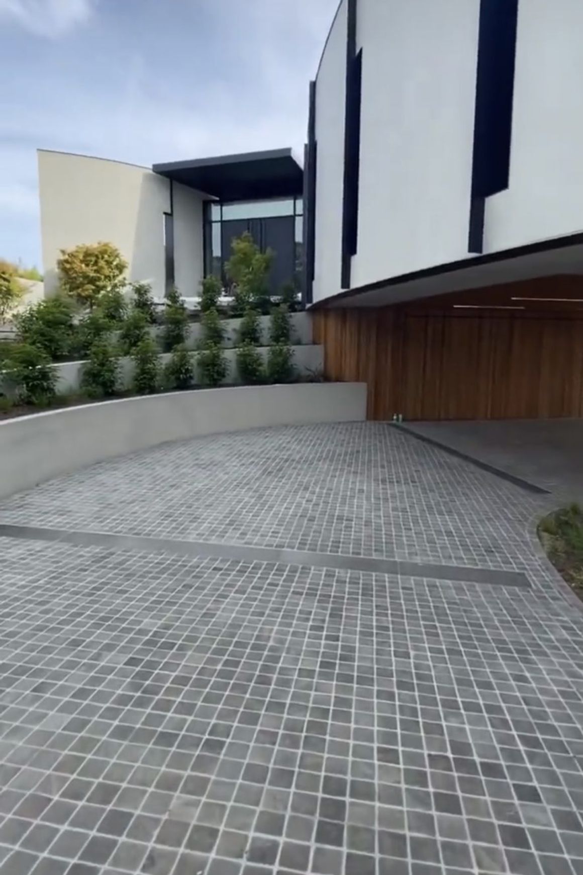 Premium Bluestone Cobblestones