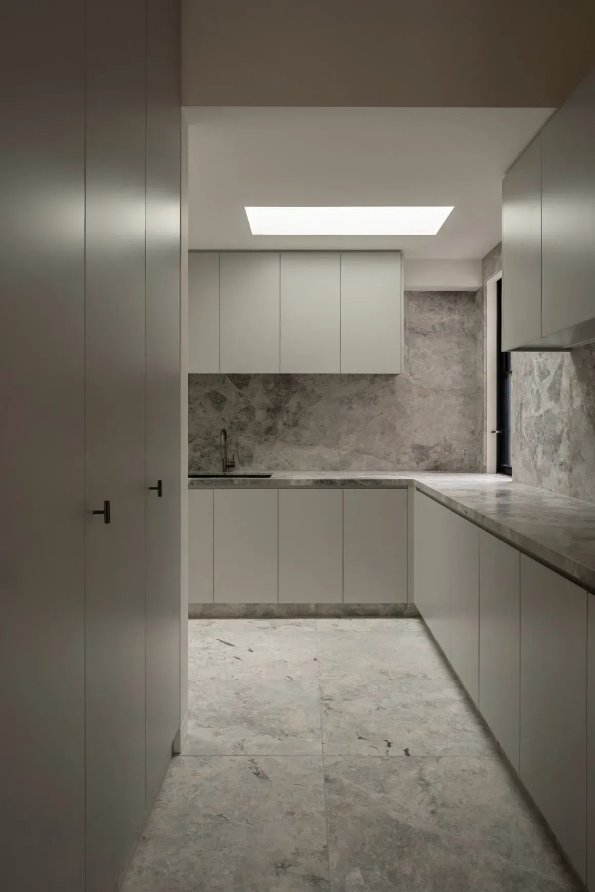 Tundra Grey Honed Limestone Tiles