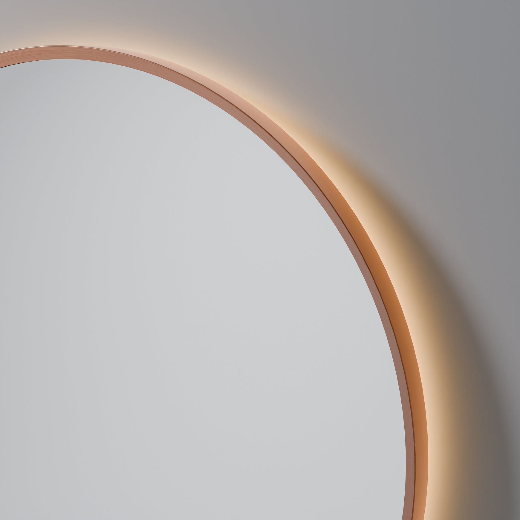 Aura Round 700 LED Mirror