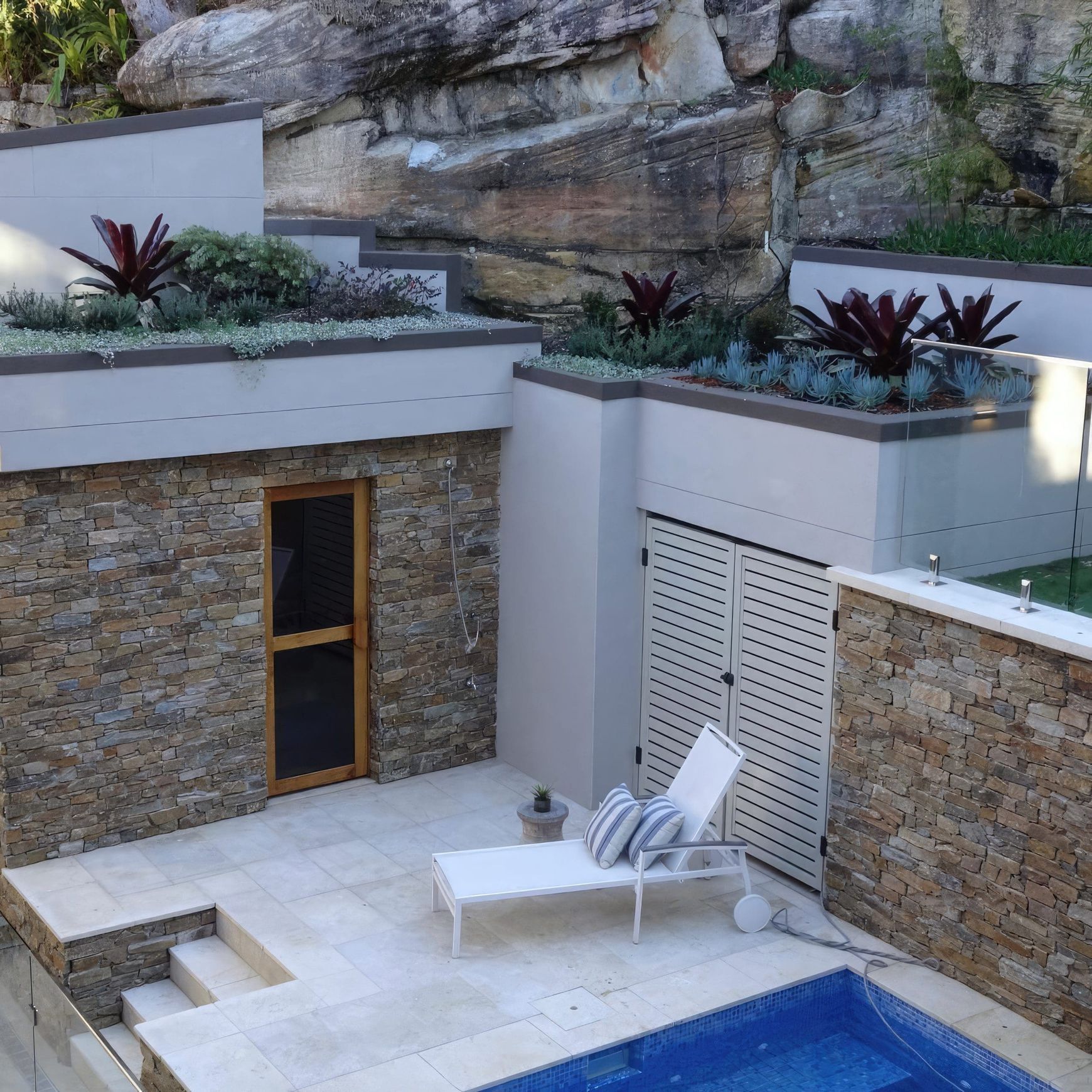 Crema Novelda Sandblasted Limestone Tiles