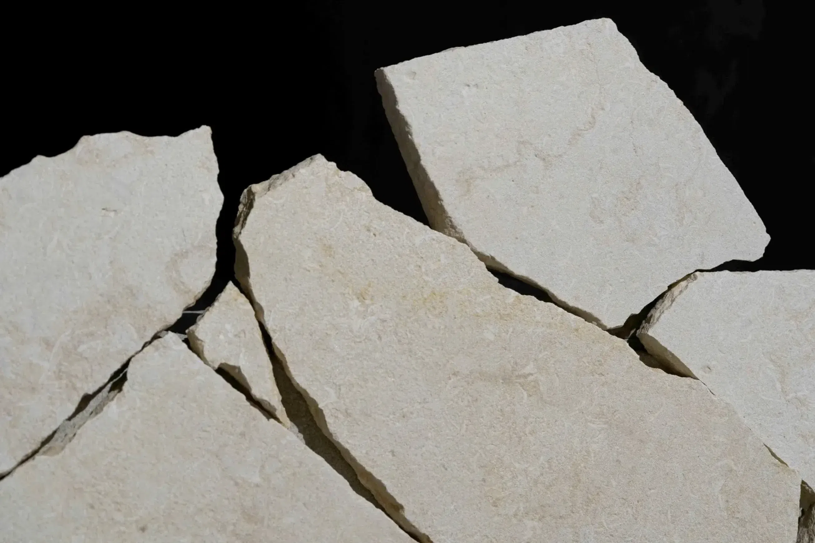 Crema Novelda Sandblasted Limestone Crazy Paving