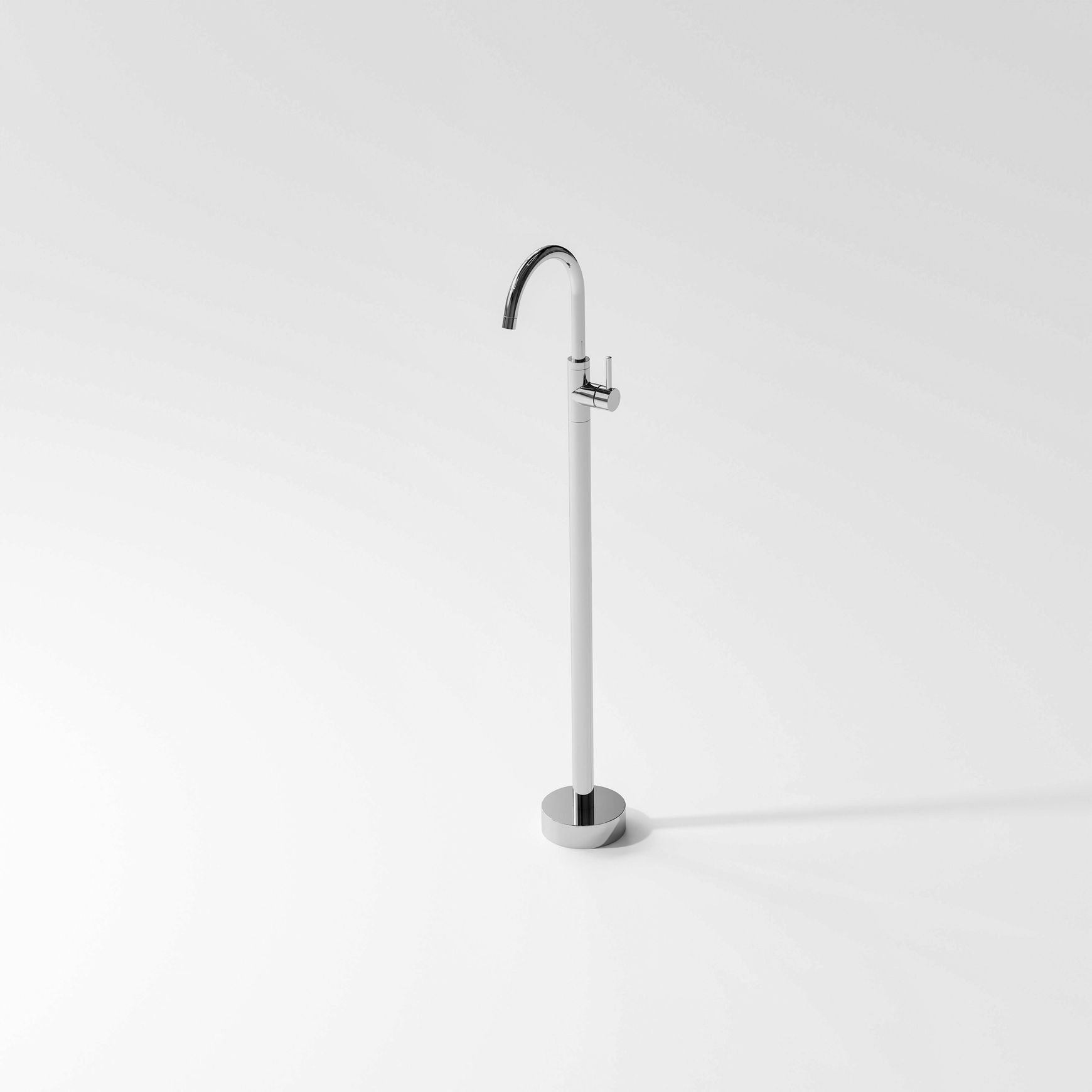 Versa Floorstanding Bath Filler with Mixer