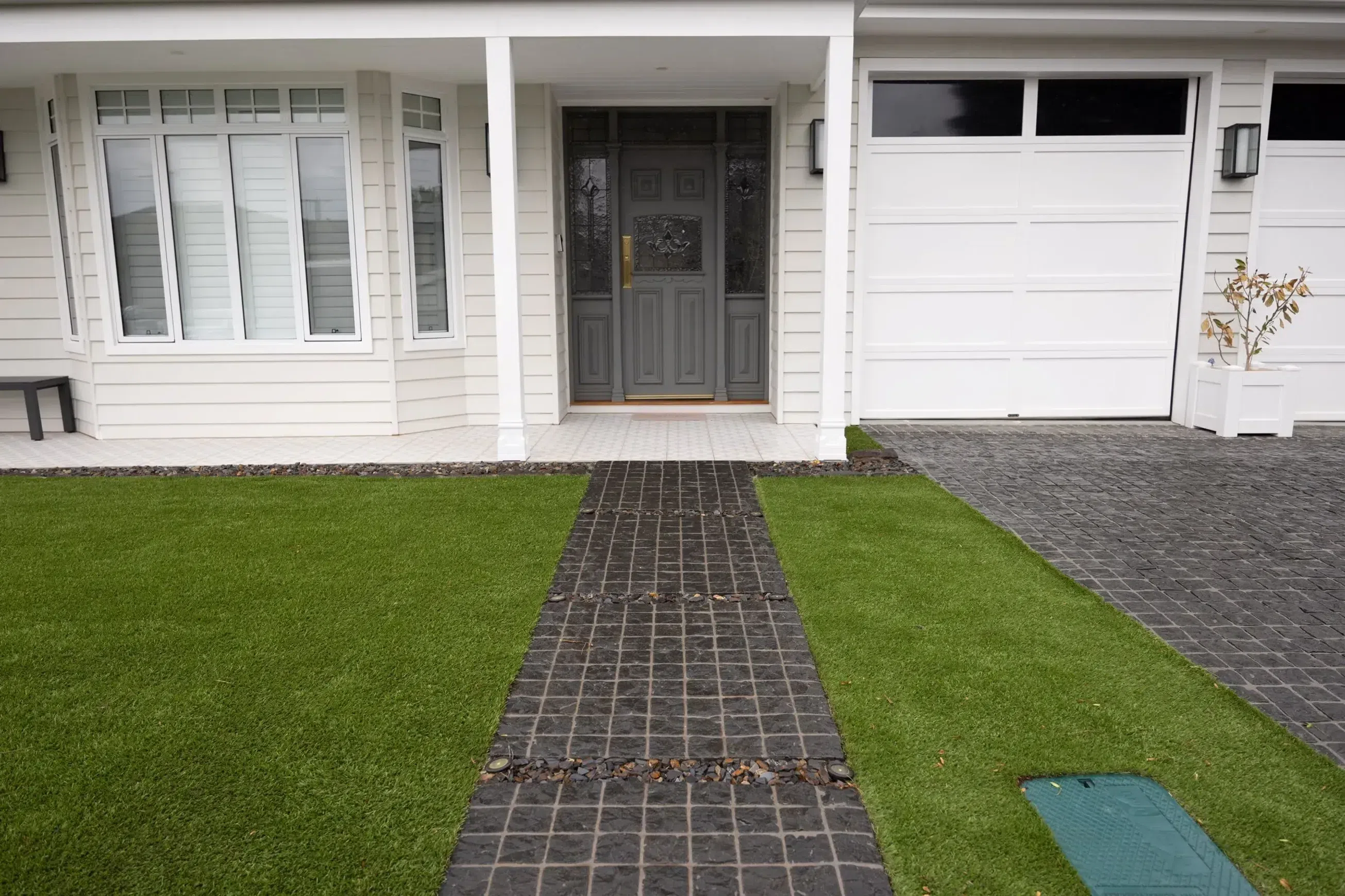 Bordeaux Bluestone Cobblestones