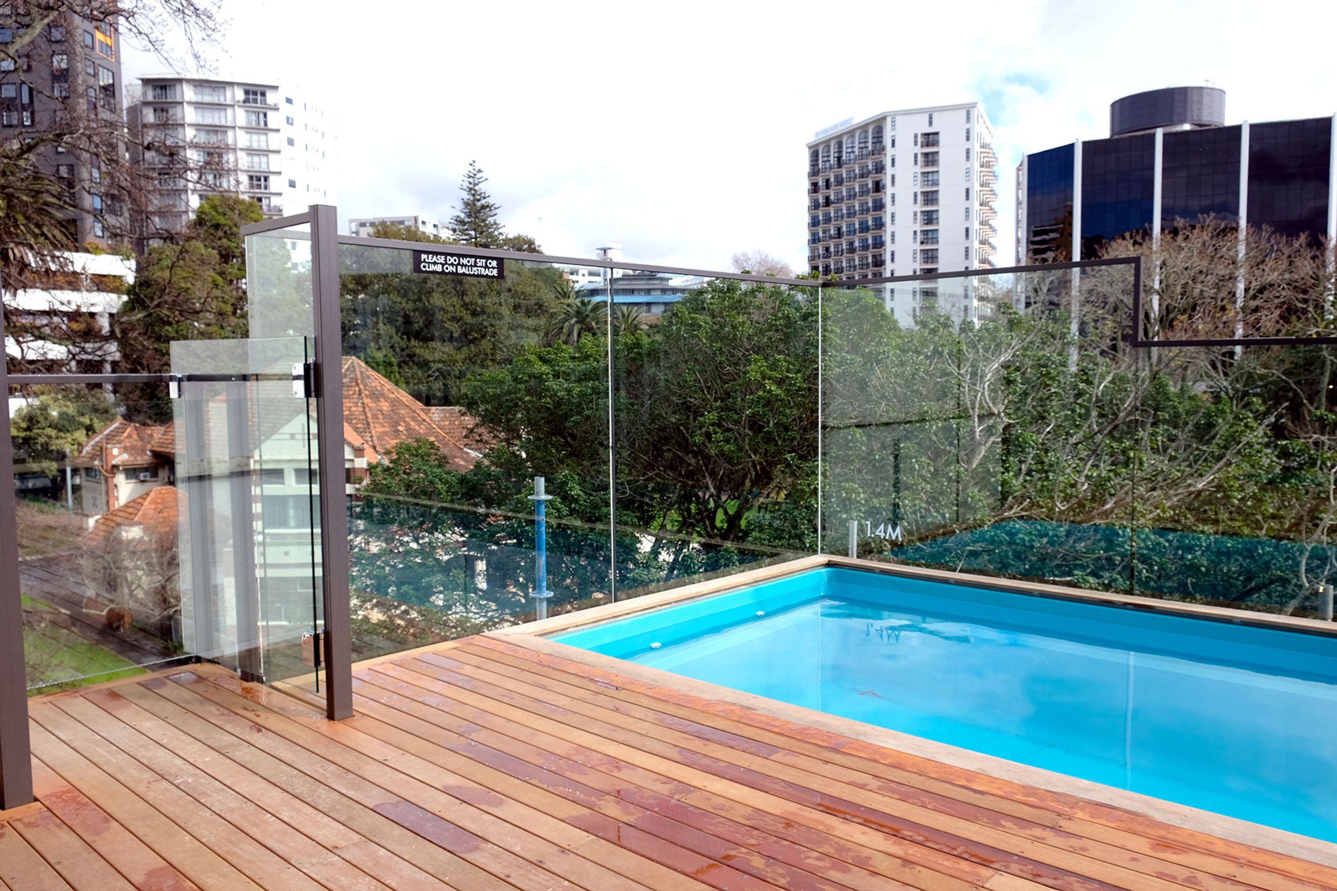 Skyrail DX Glass Infill Series | Glass Balustrades