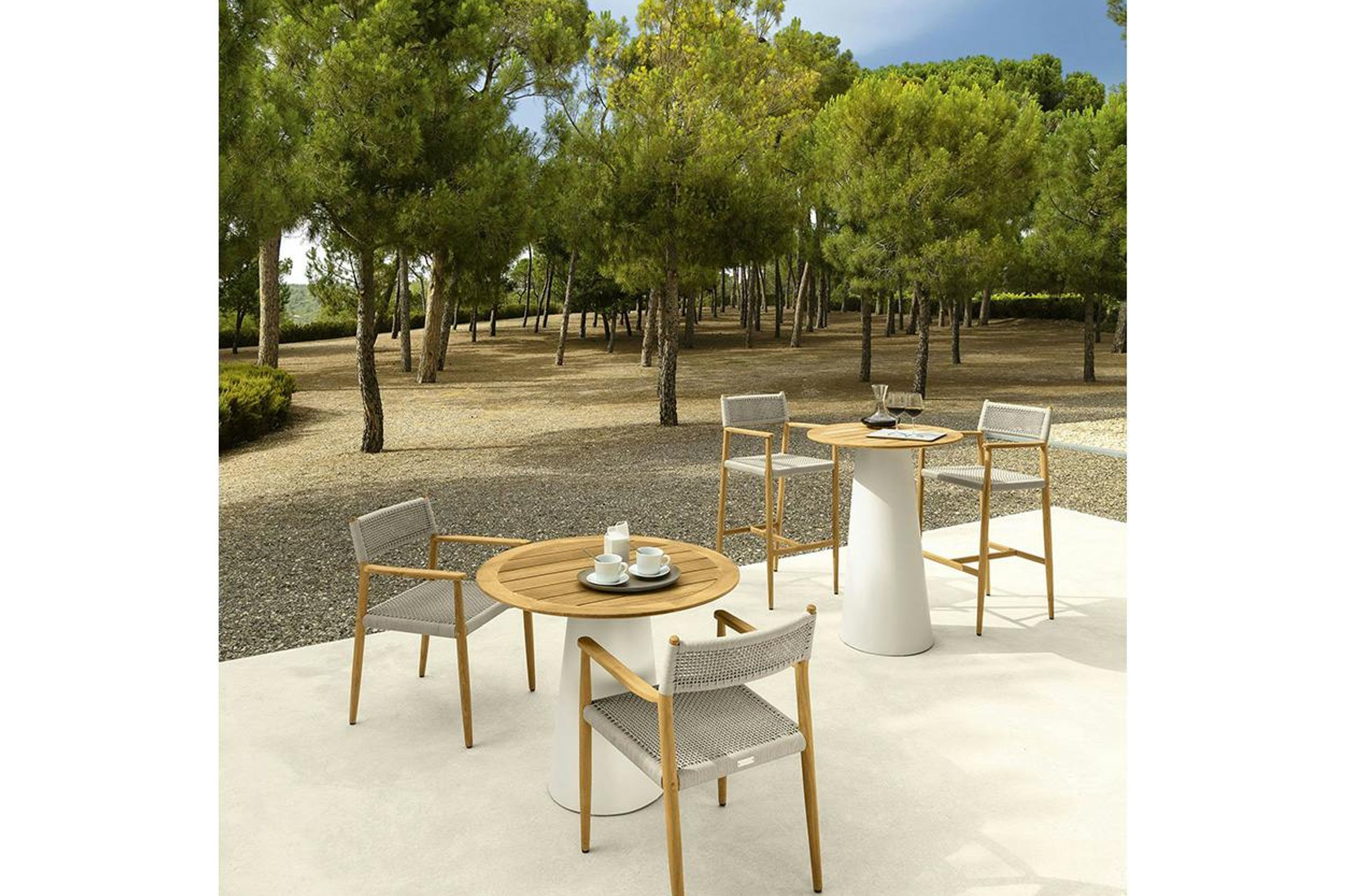 Dolcevita Outdoor Bar Table