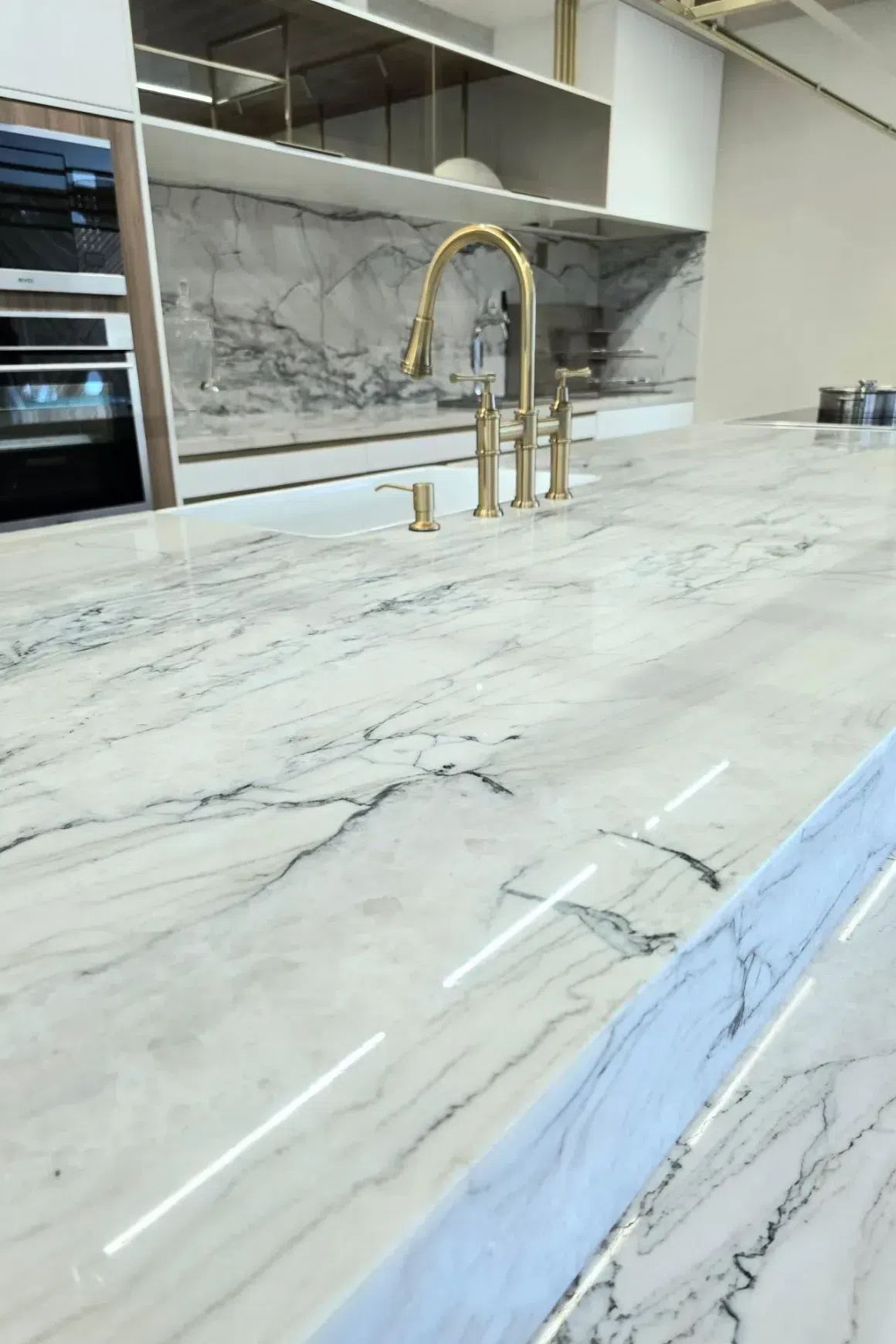 Fantasy Lux Quartzite Benchtop