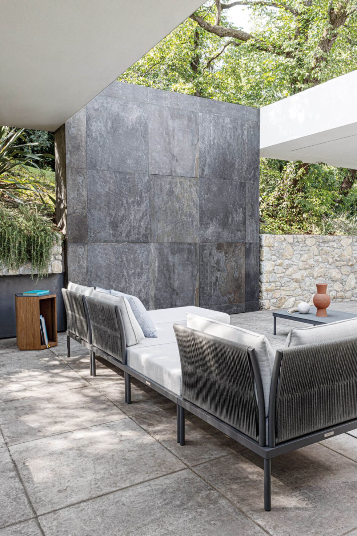 Flash Outdoor Sofa Set by Atmosphera