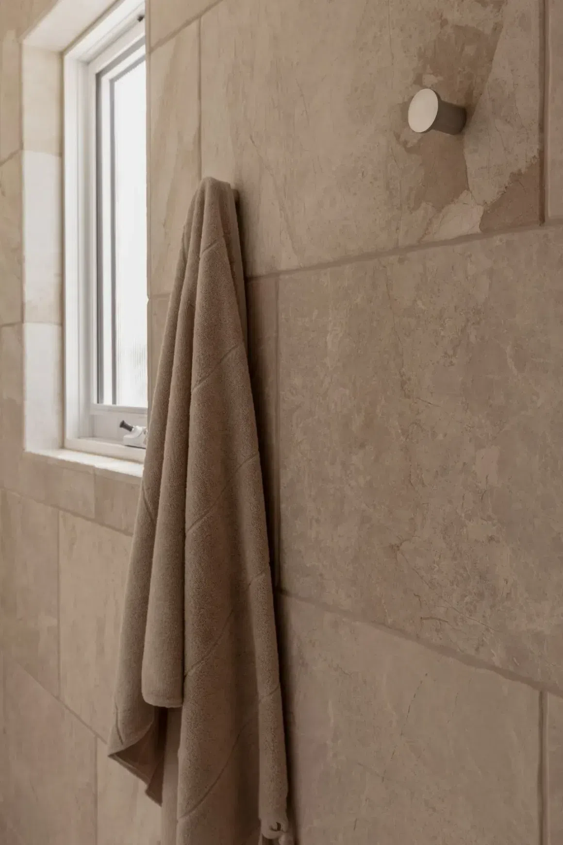 Papillon Tumbled Limestone Tiles