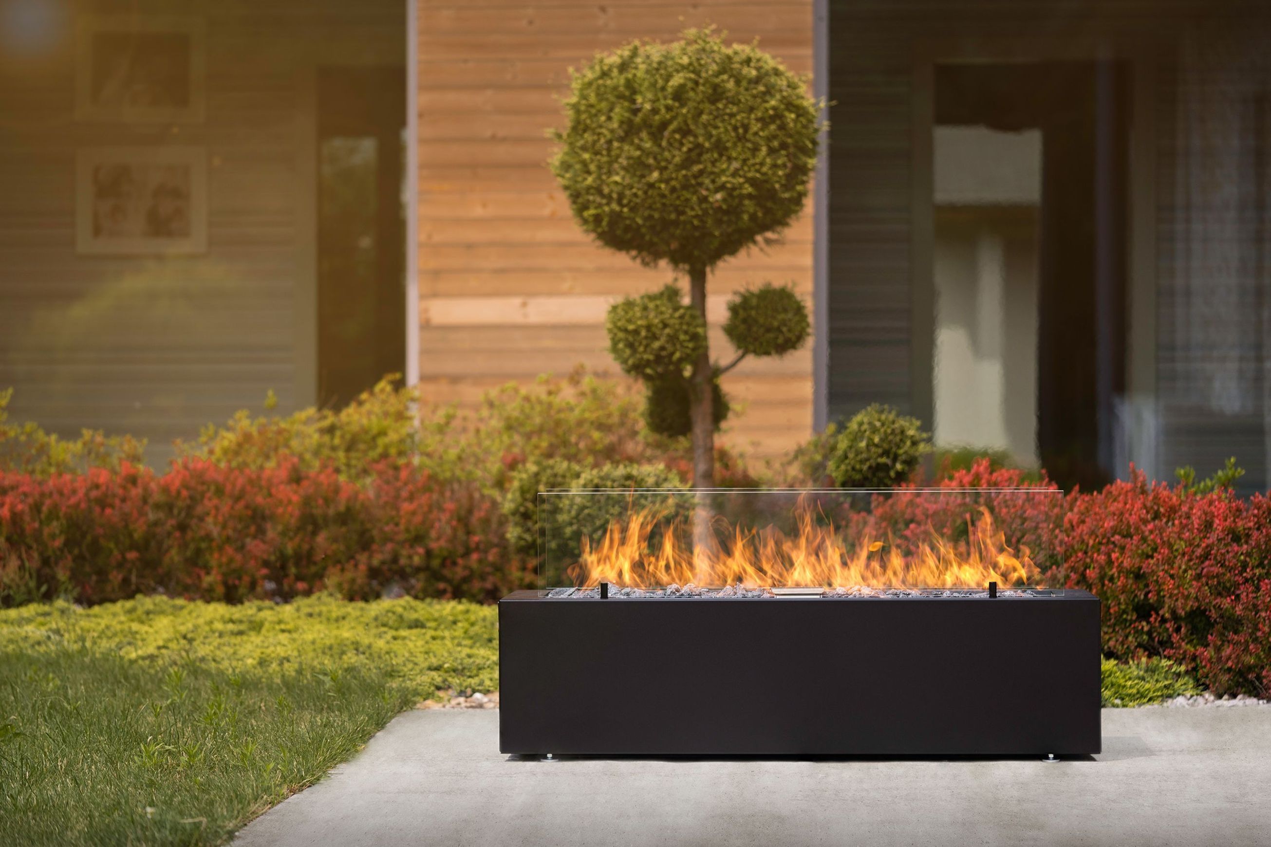 Planika Galio Black Linear Manual Gas Pit Fire