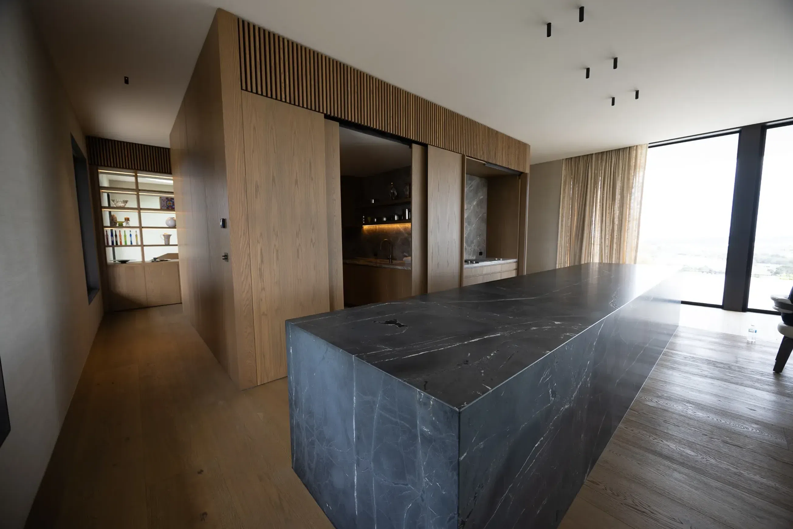 Marquina Quartzite Benchtop