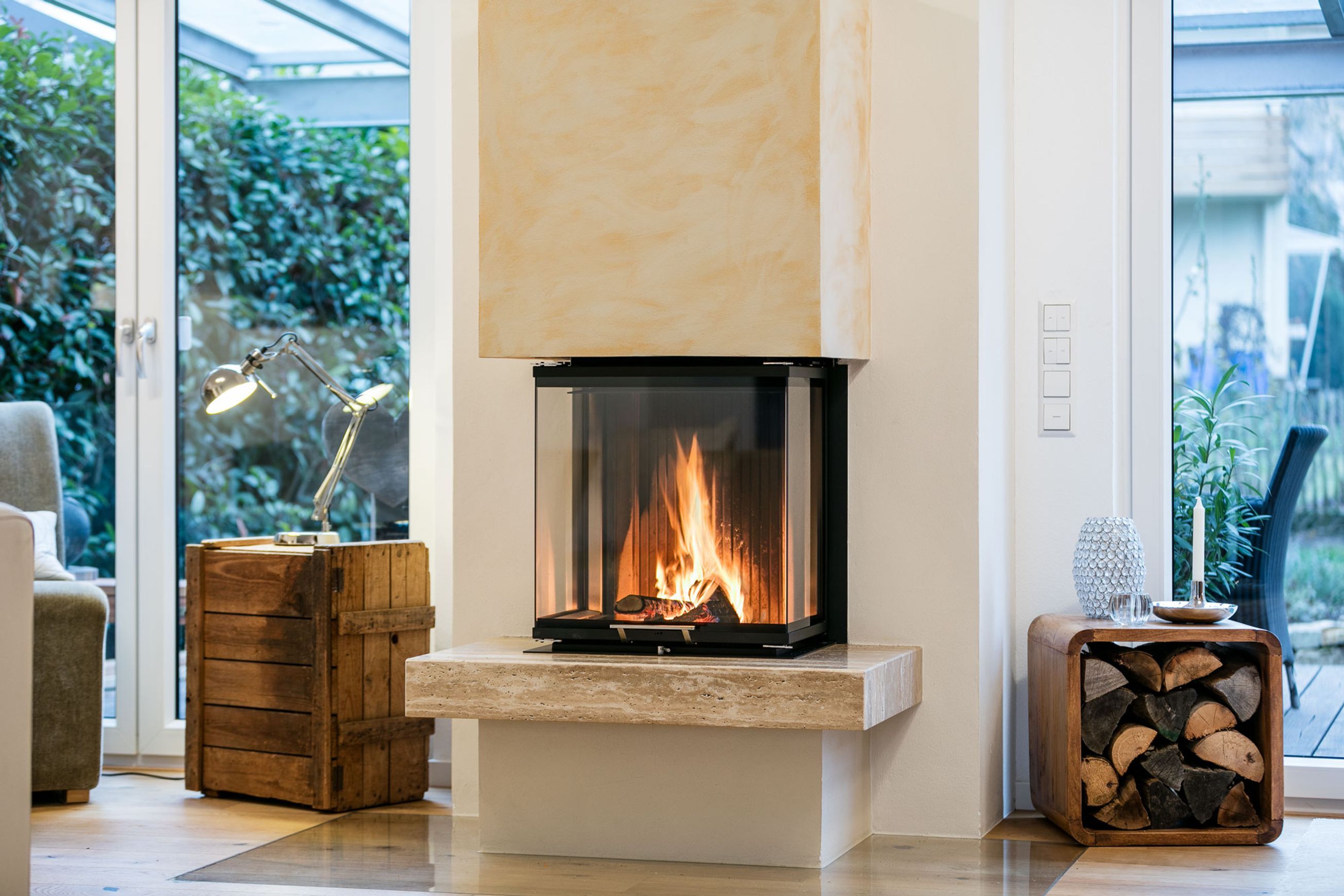 Hoxter Uka 37 Three Sided Wood Fireplace