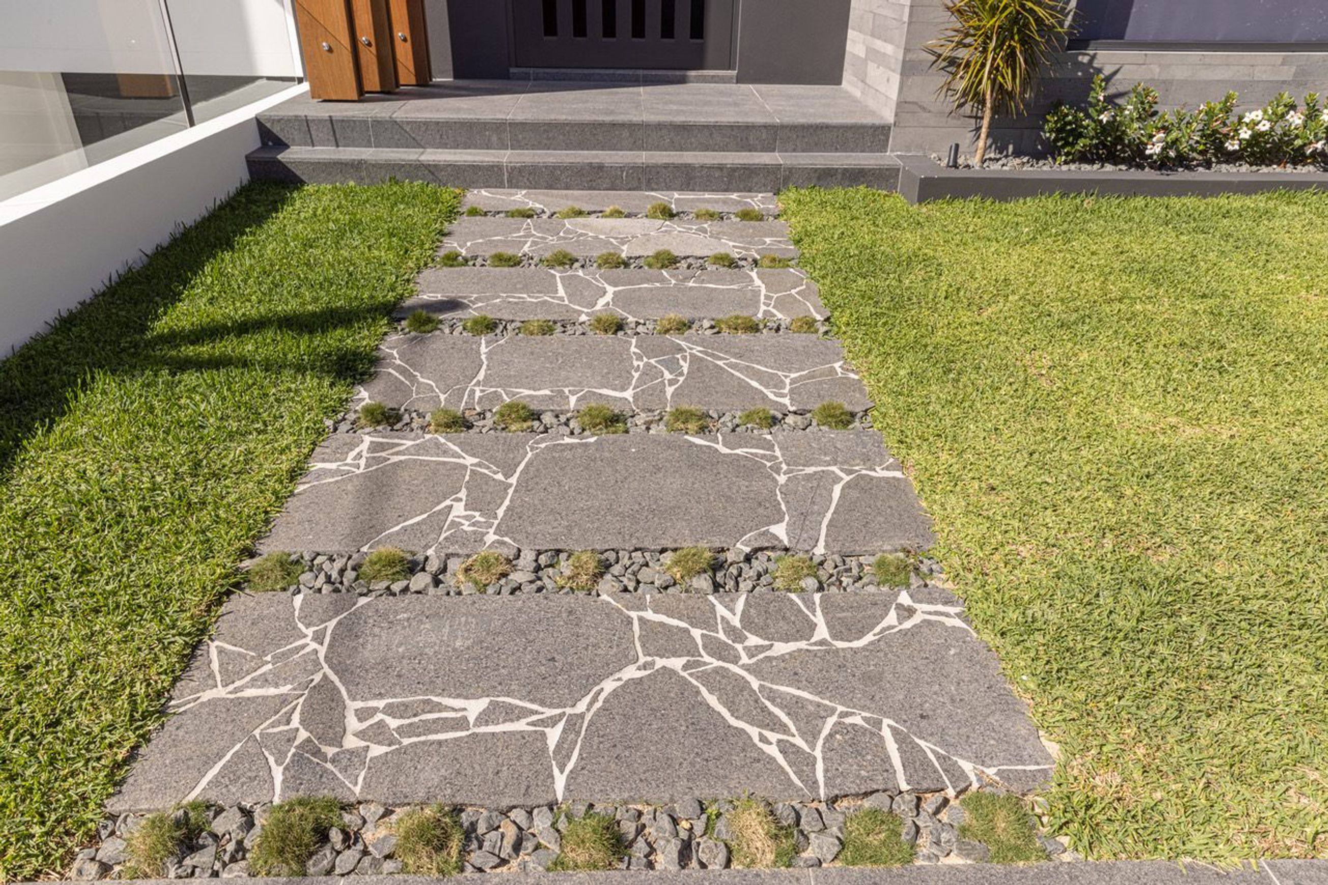 Impala Black Granite Crazy Paving