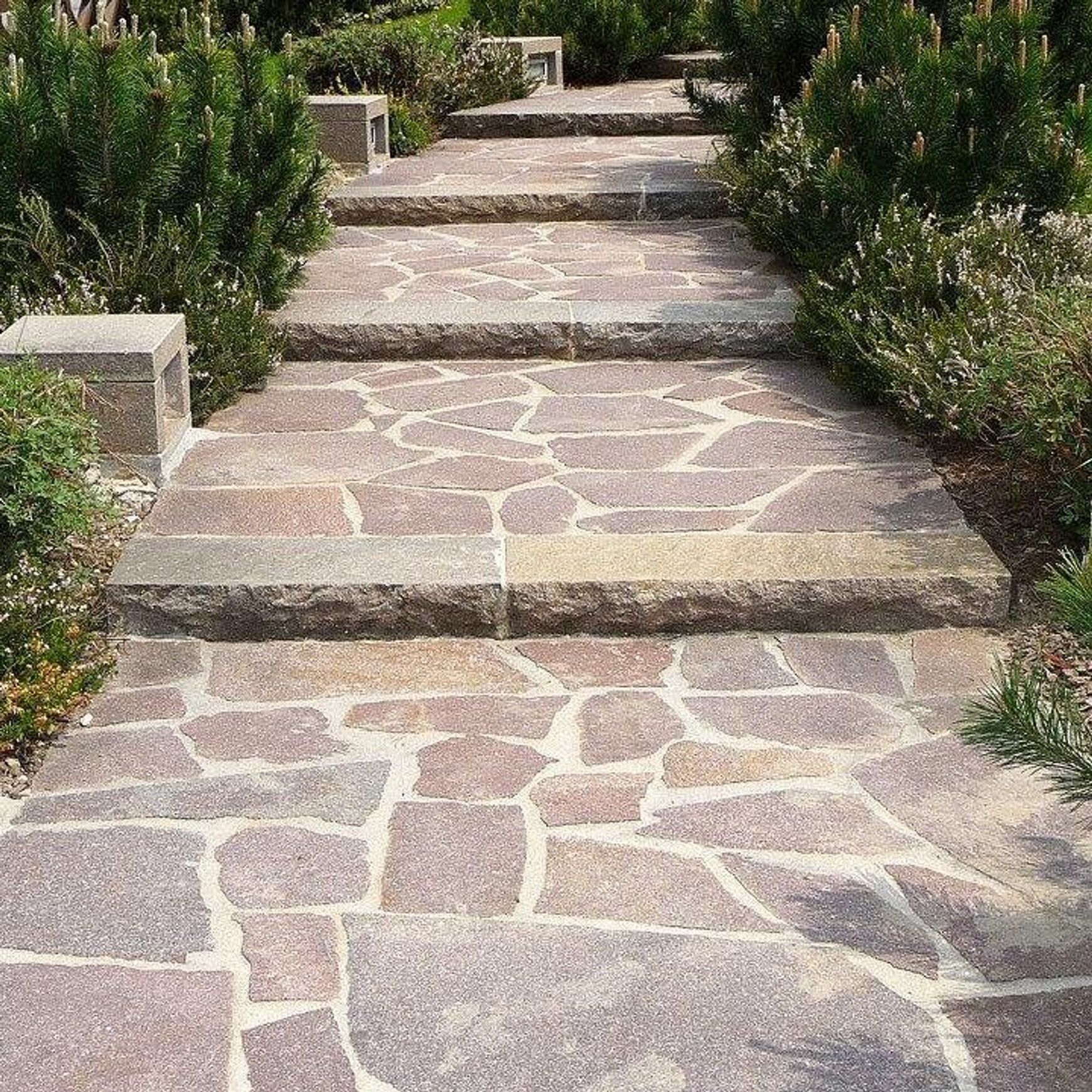 Italian Porphyry Crazy Paving