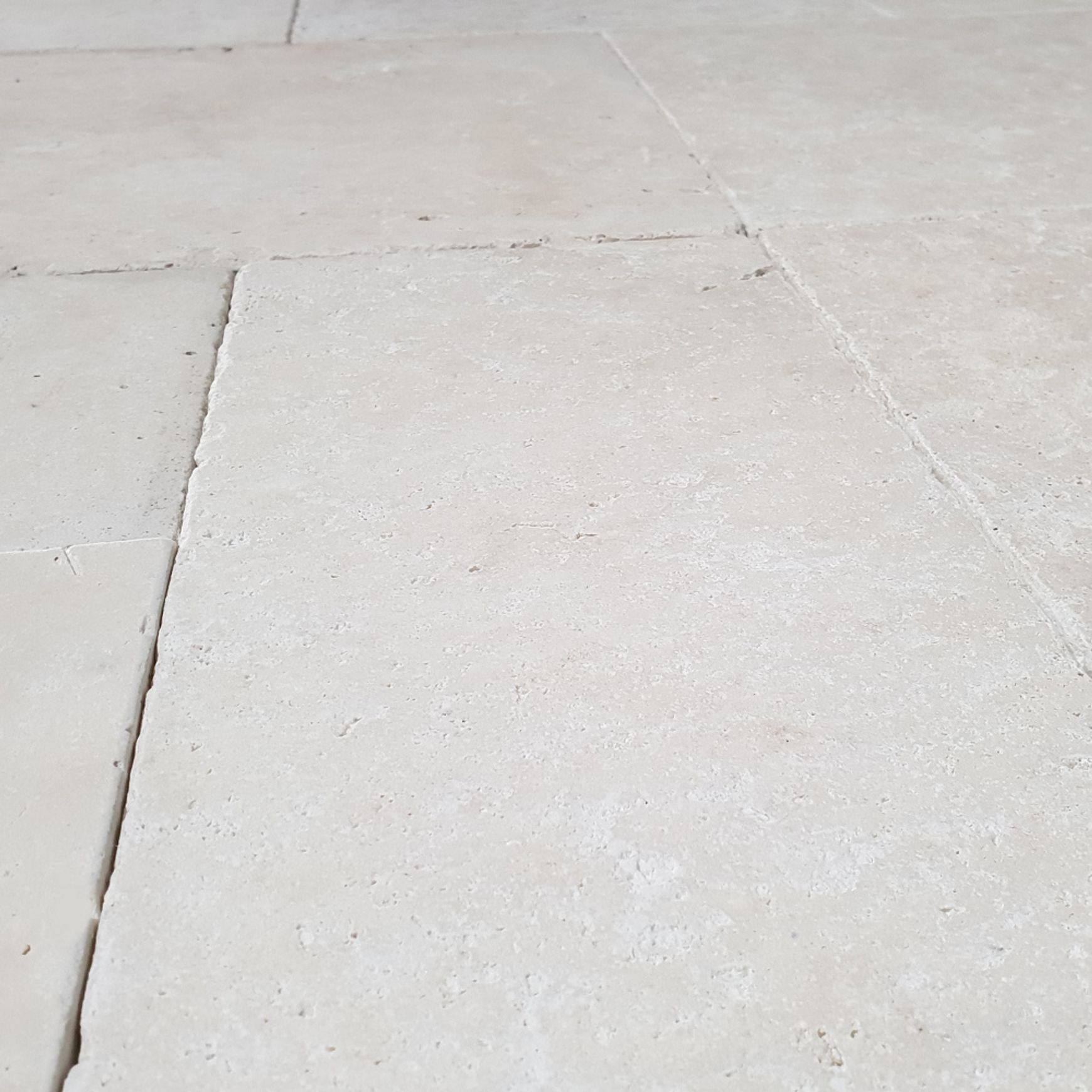 30mm Ivory Travertine French Pattern Pavers