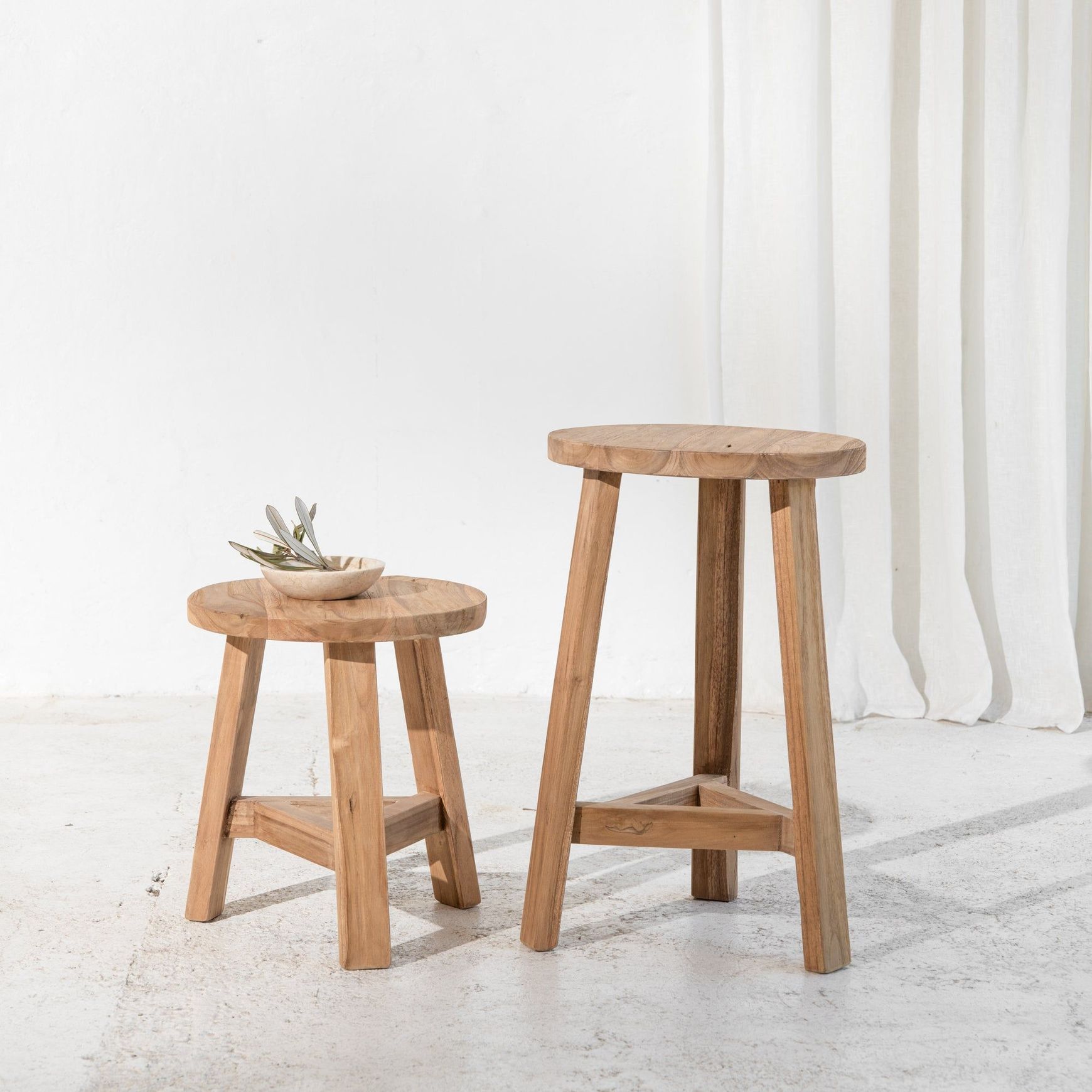 Kalo Round Stool