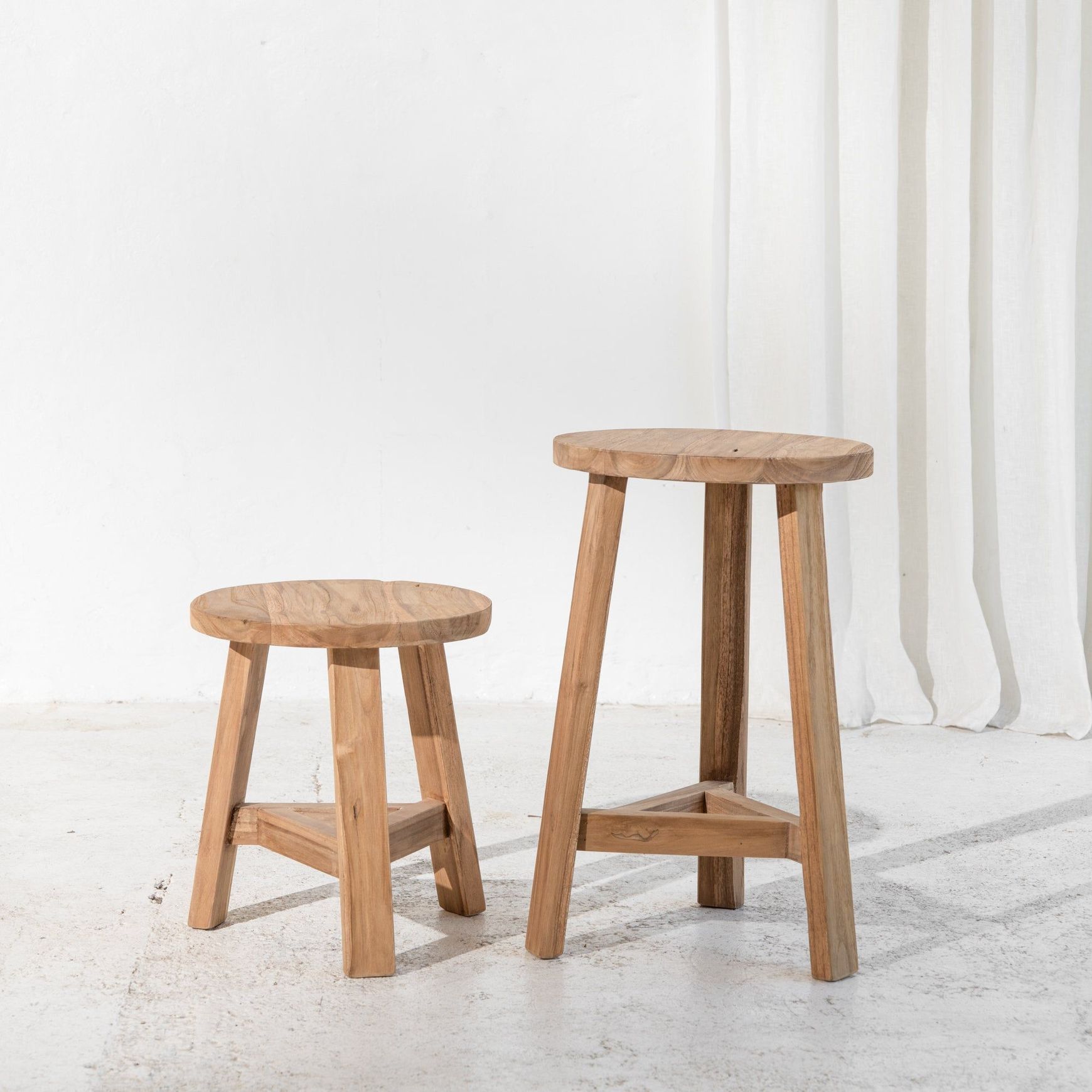 Kalo Round Stool