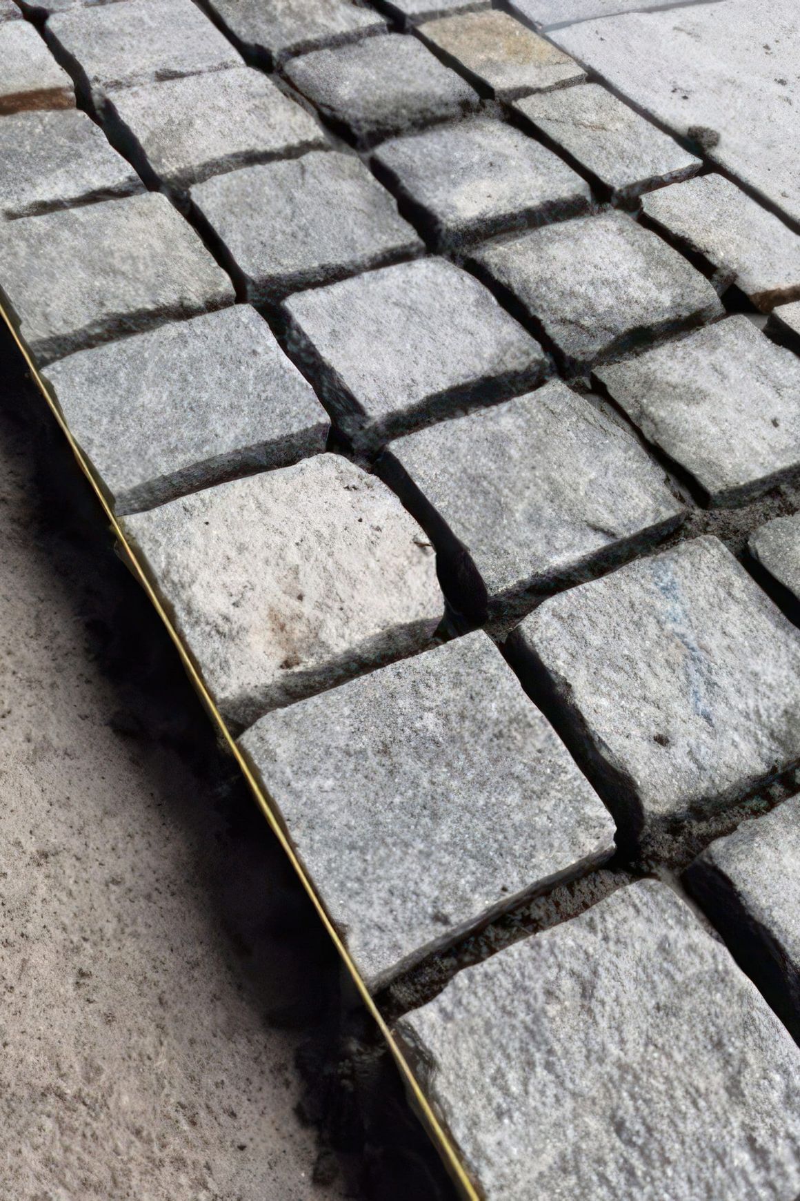 Loden Quartzite Cobblestones