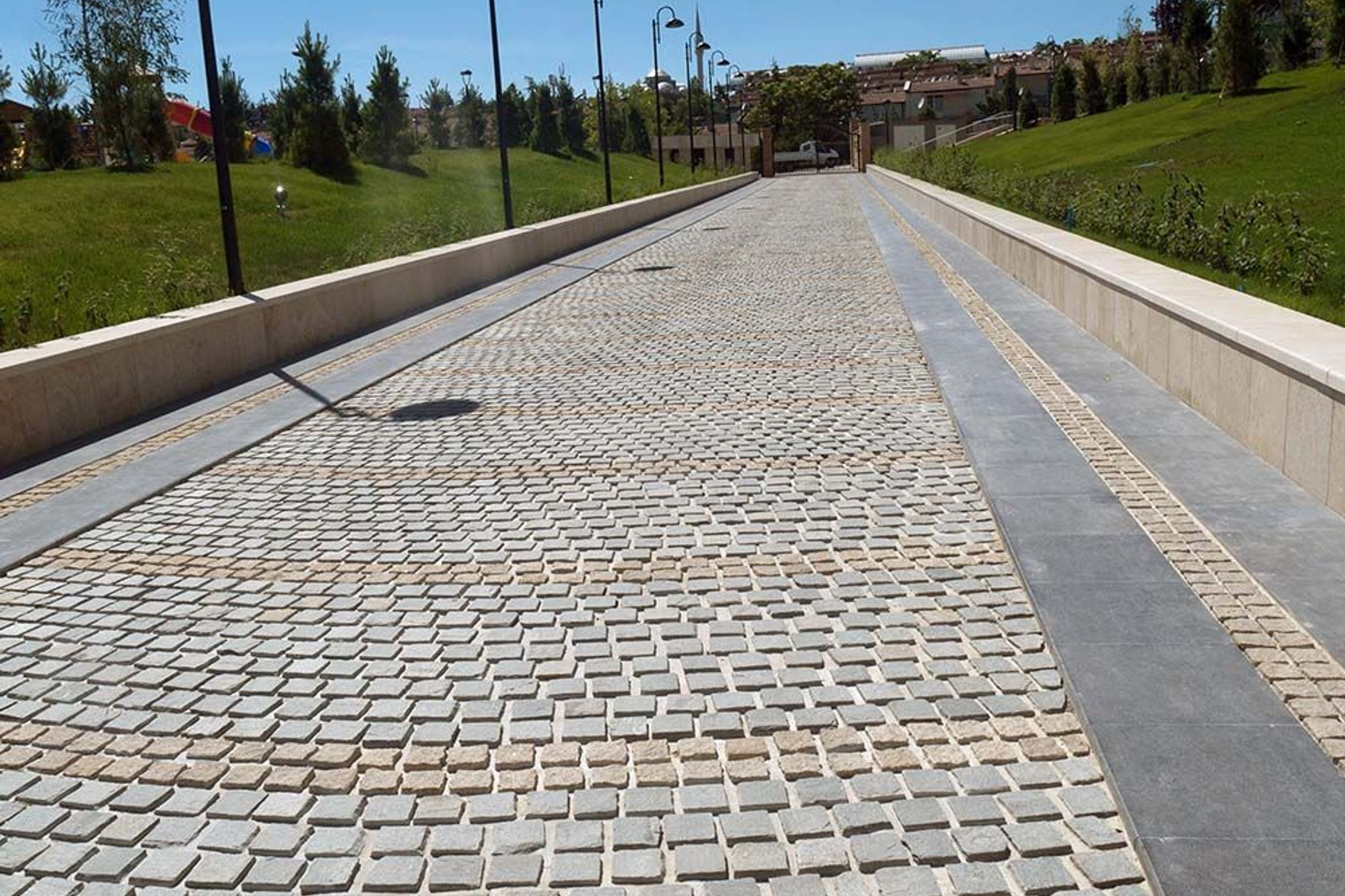 Loden Quartzite Cobblestones