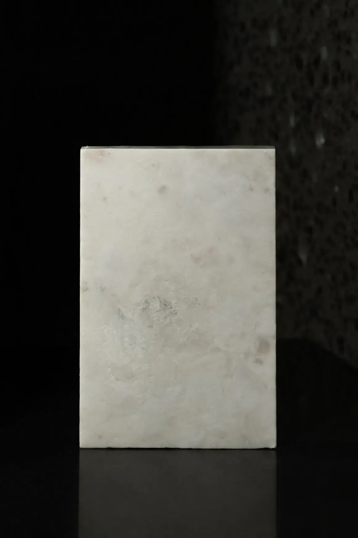 Lorde White Leathered Marble Porcelia