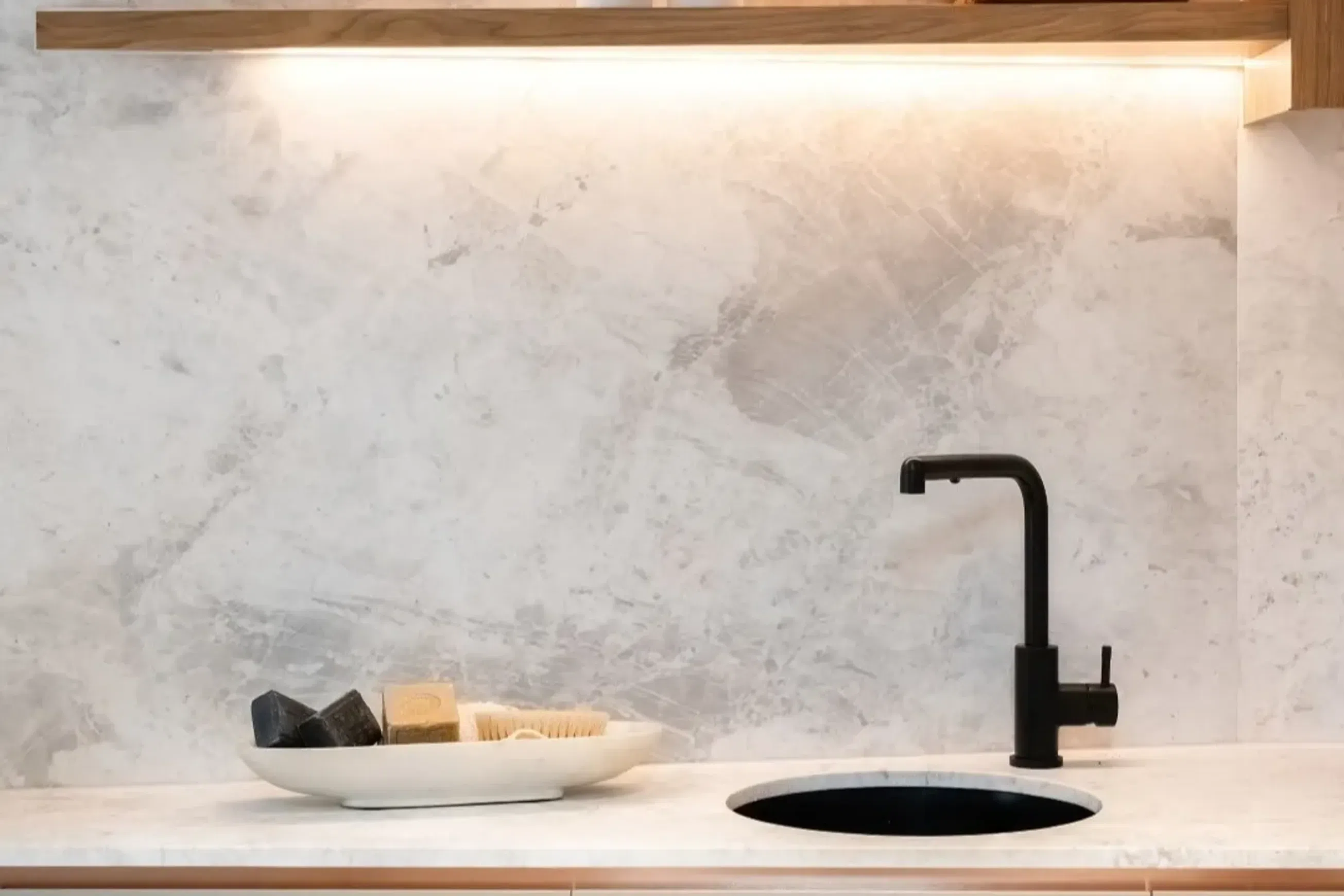 Lorde White Marble Benchtop
