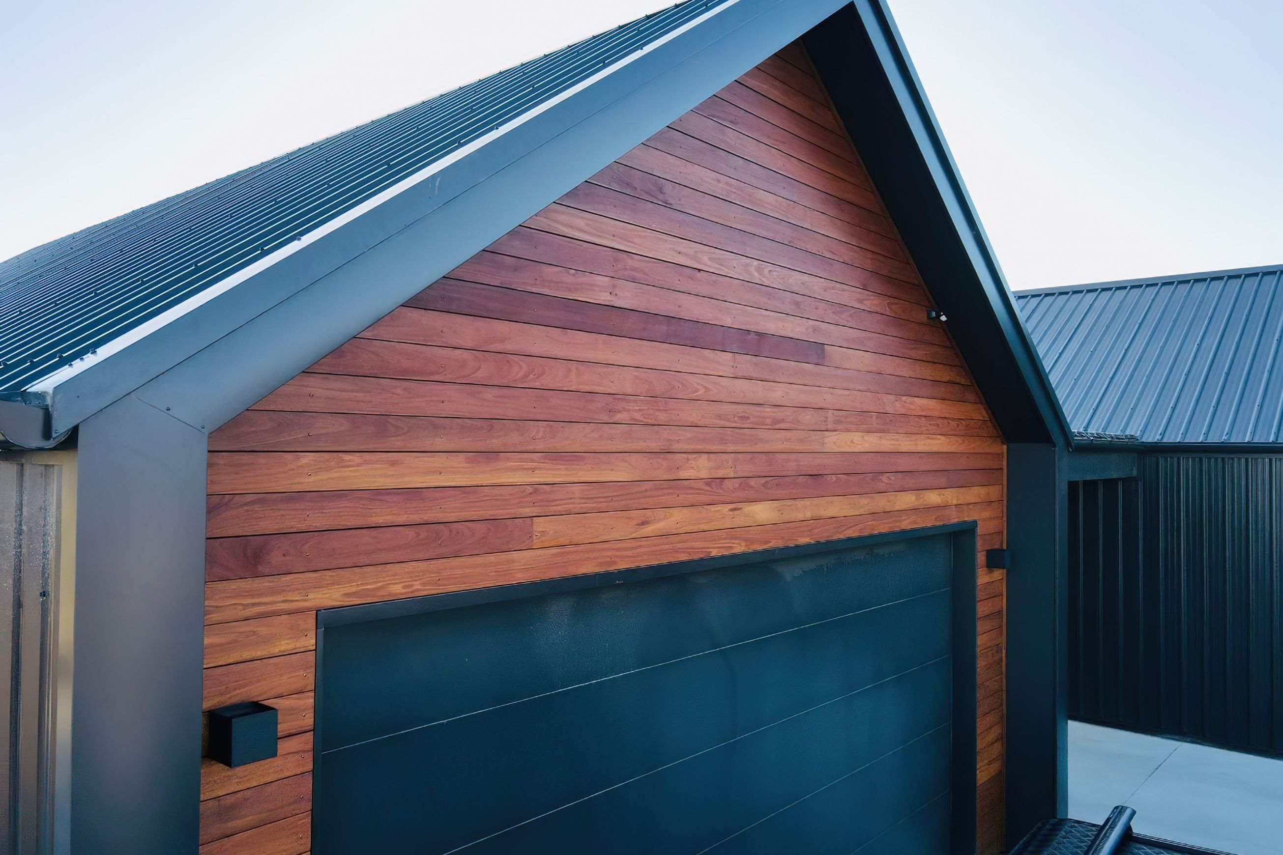 Horizontal Cladding