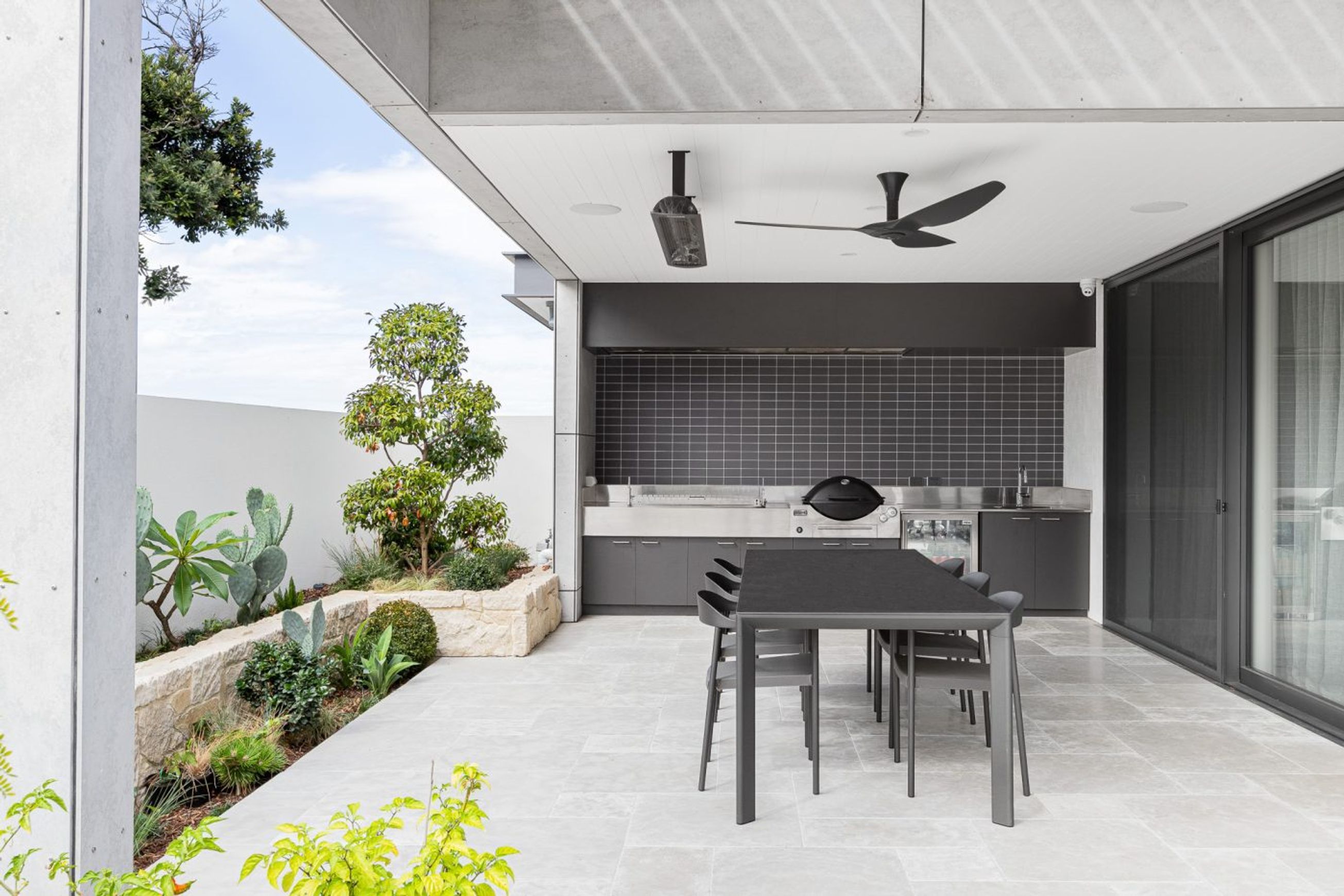Maddison Tumbled Limestone Tiles