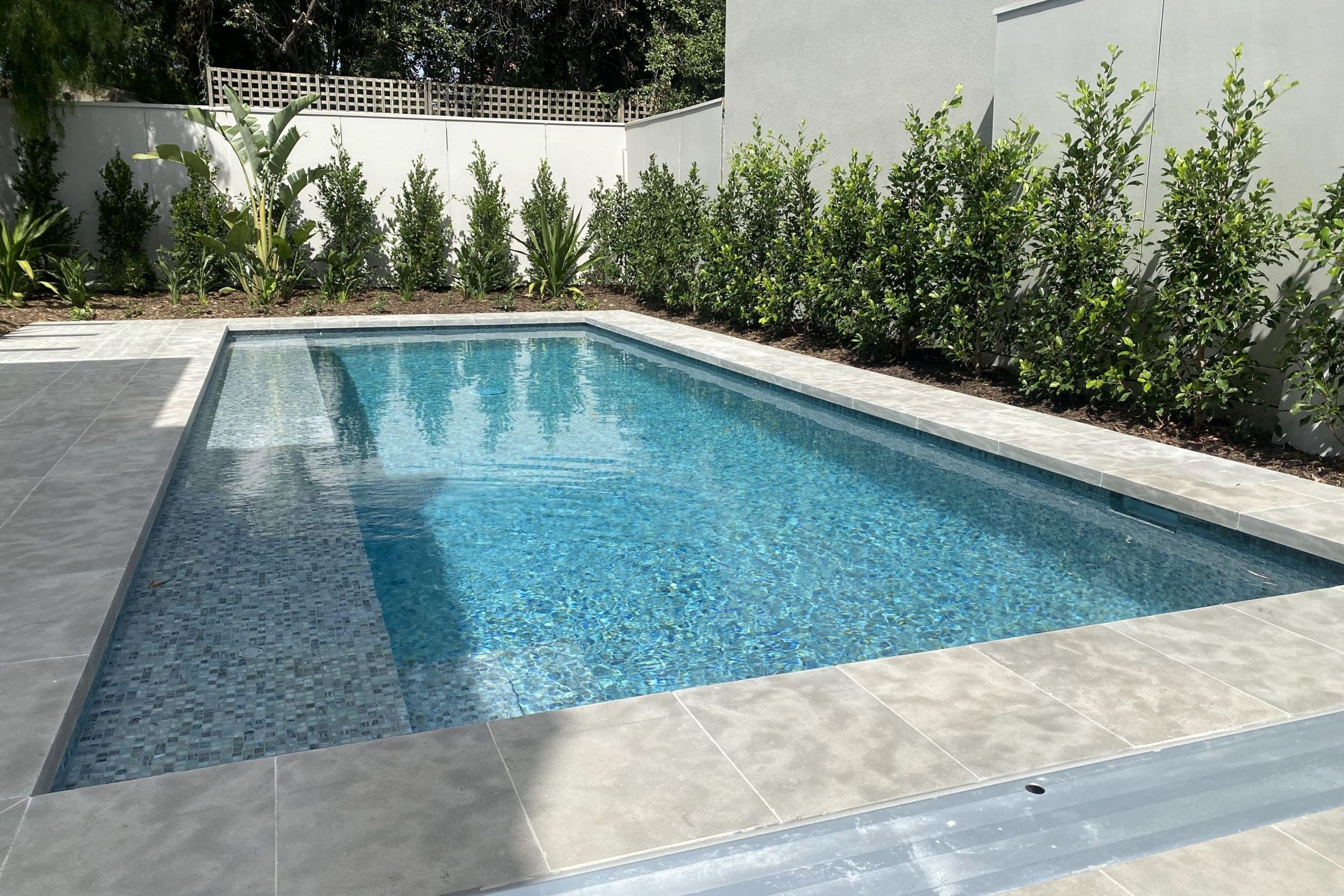 Maddison Tumbled Limestone Pool Coping