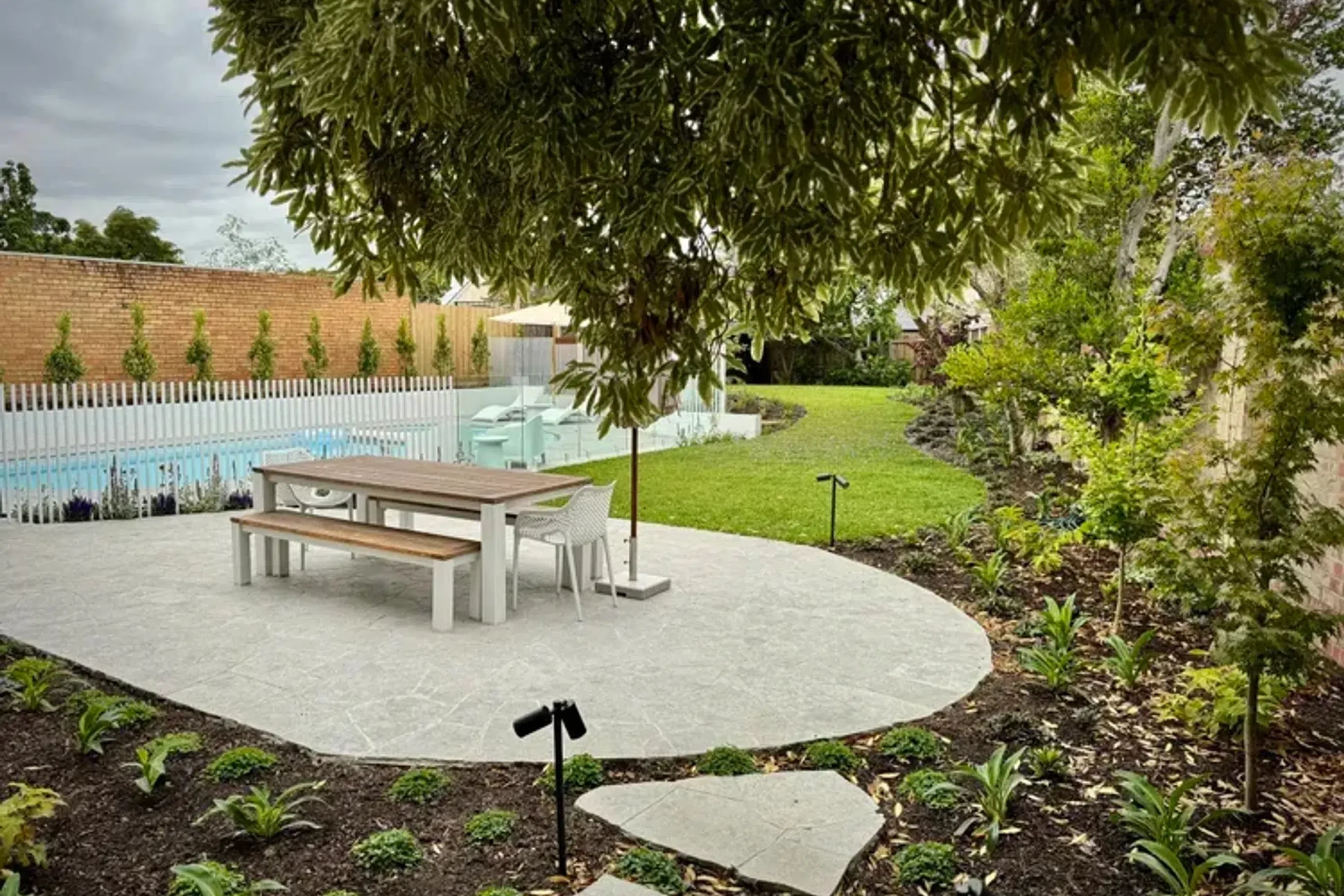 Mayfair Limestone Crazy Paving