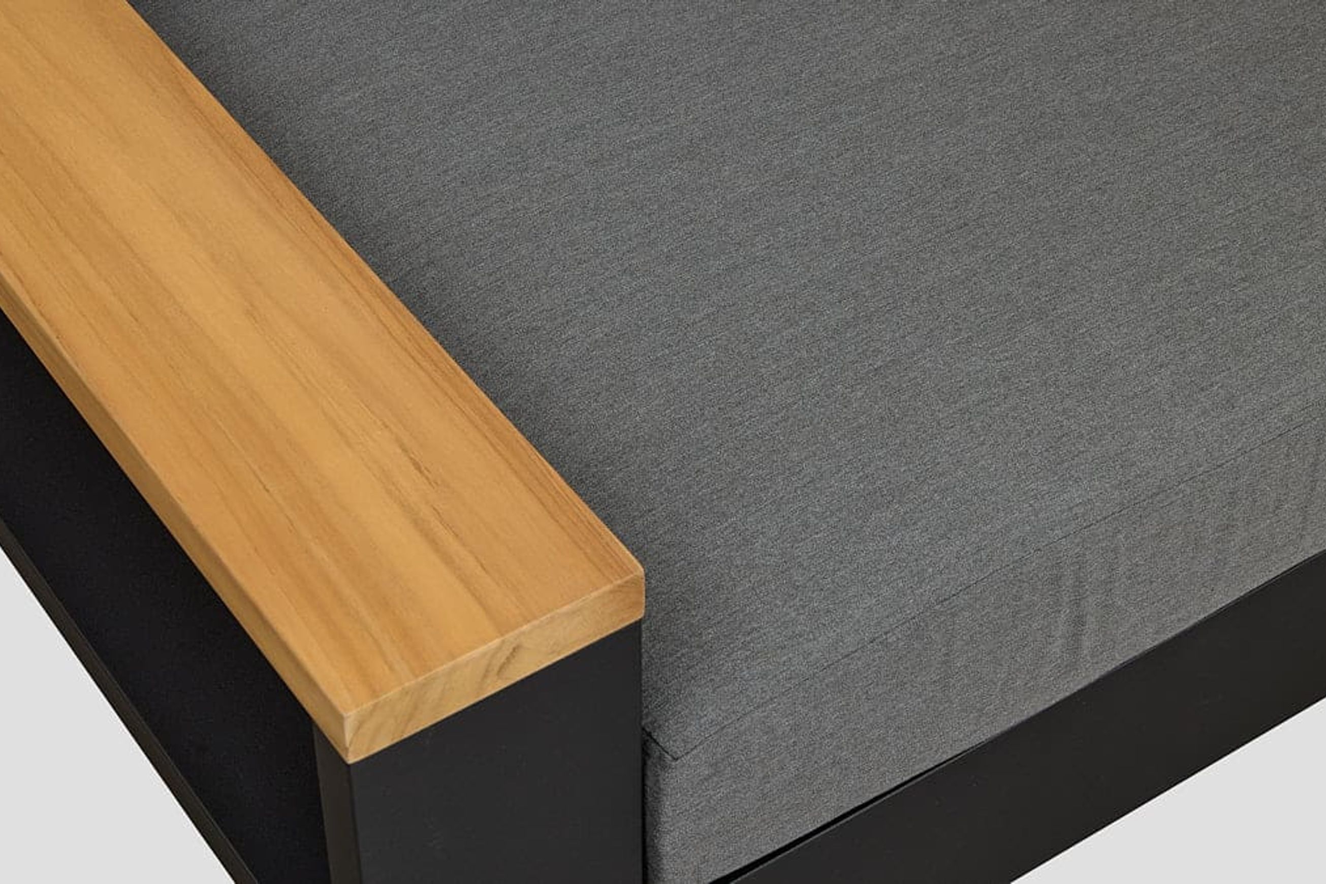 Mackenzie Alu Single Sofa
