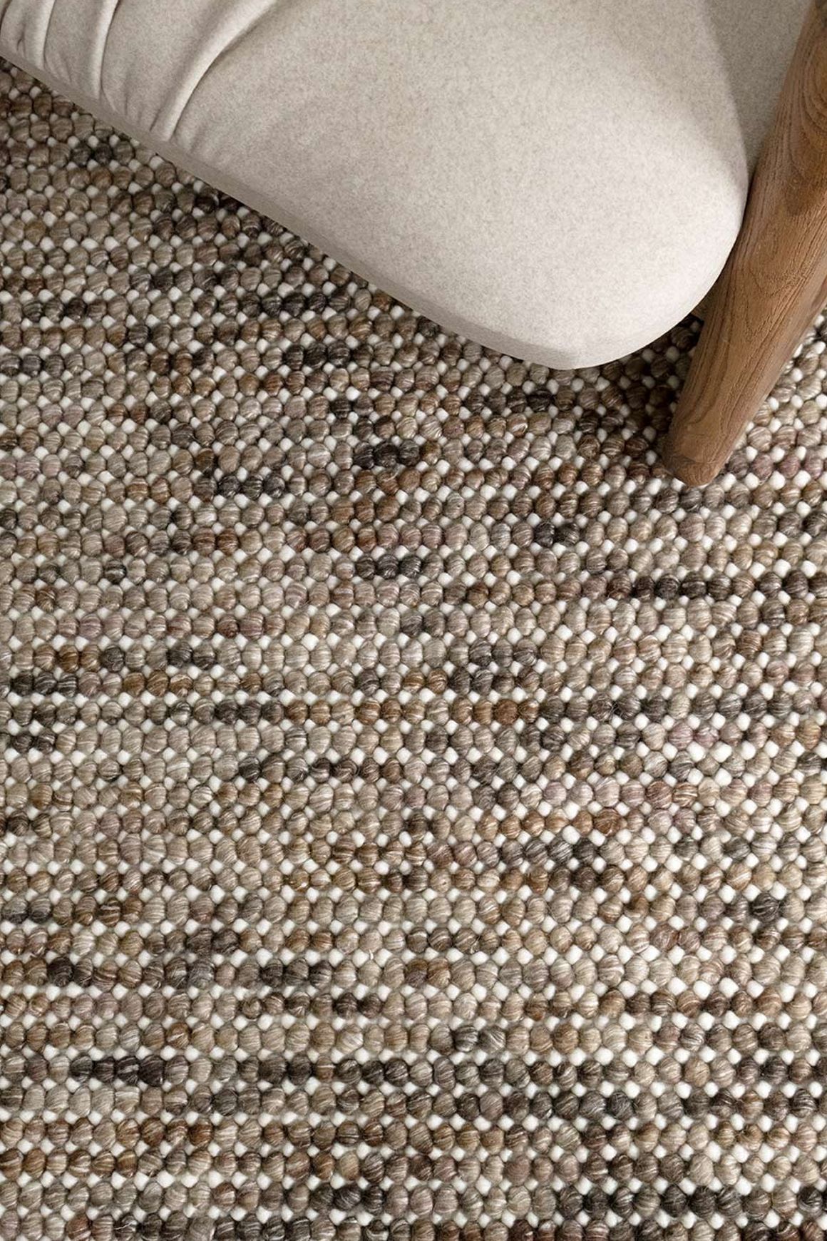 Magic Rug | Nutmeg