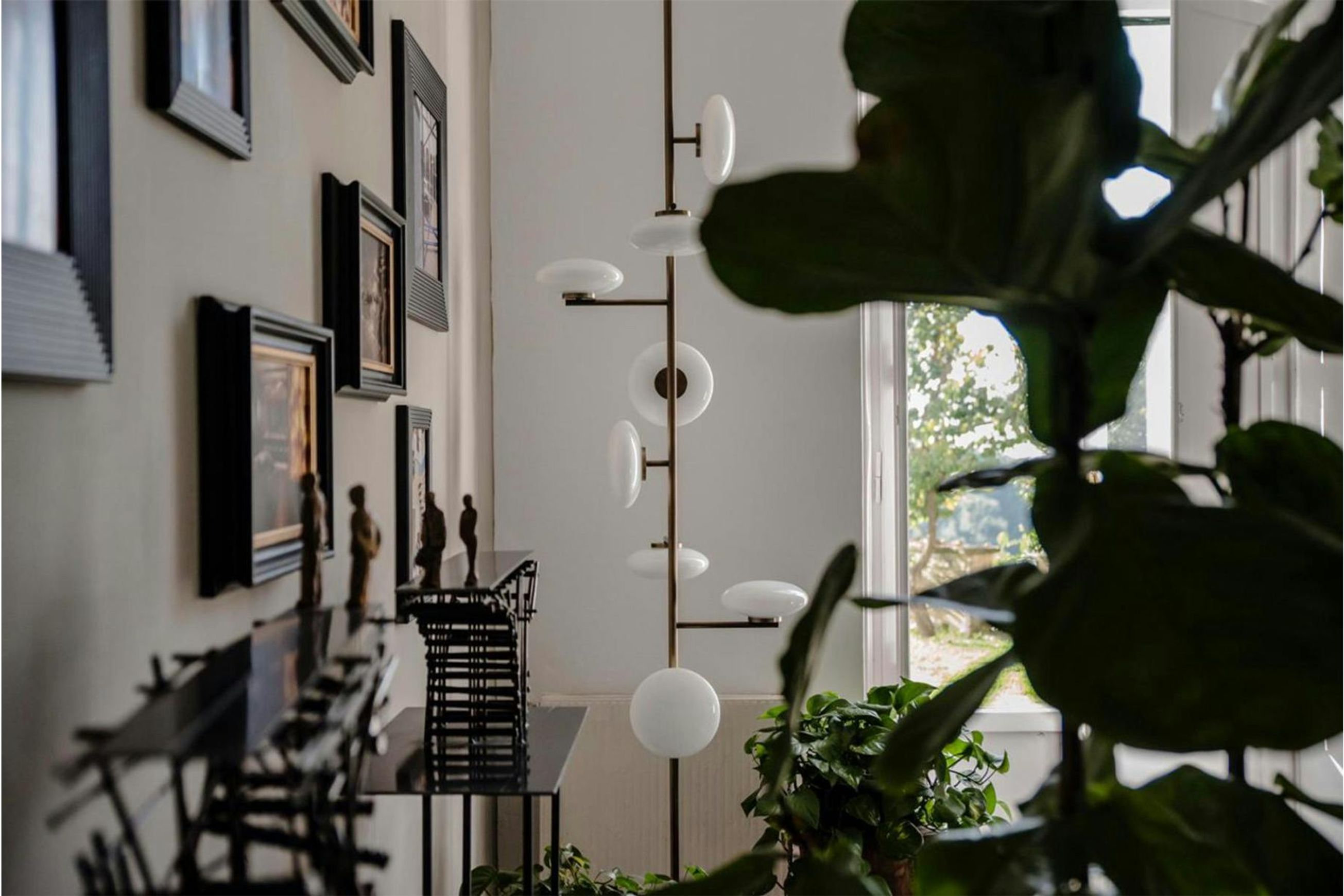 Mami Floor To Ceiling Lamp