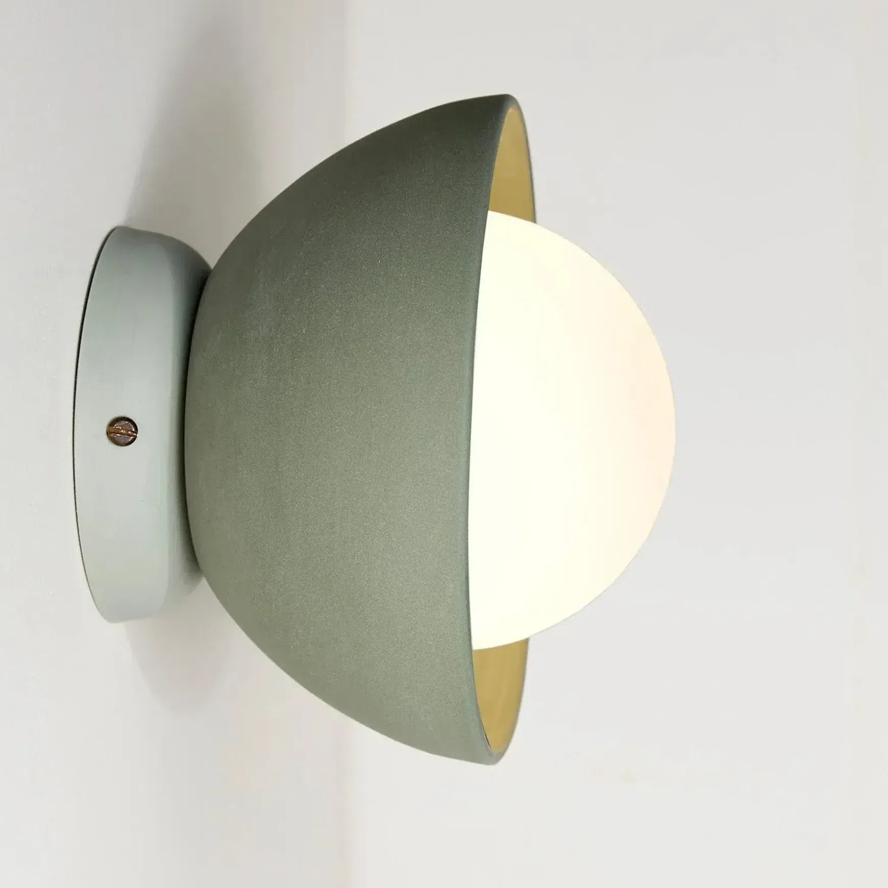 Mani Bell Sconce