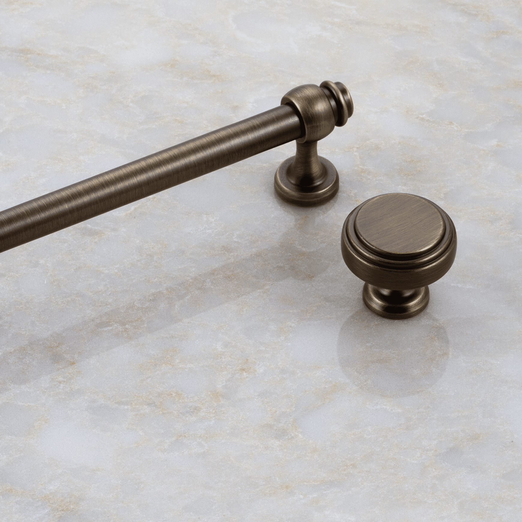 Mayfair Knob