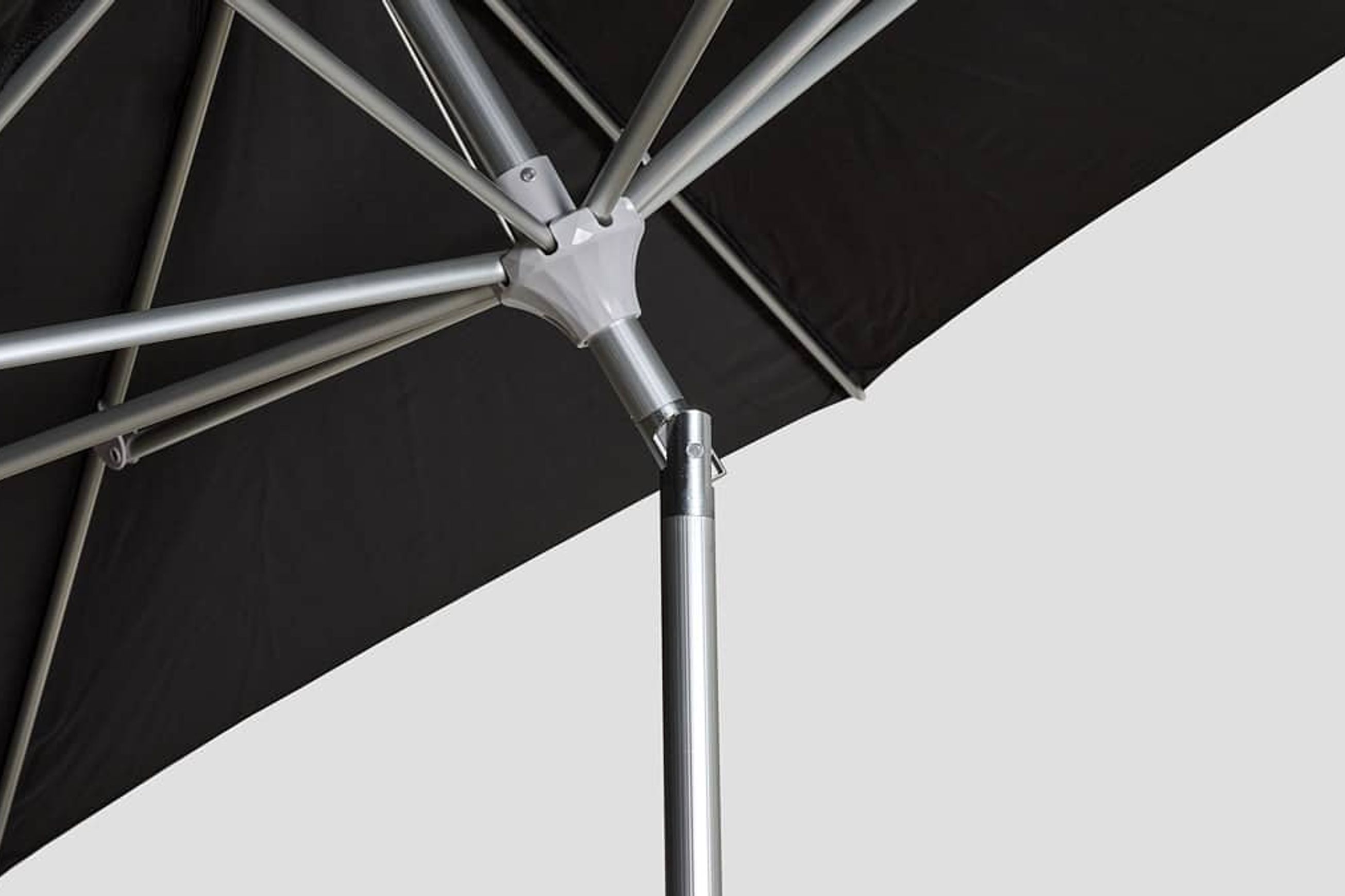 Miami Tilt Centrepost Umbrella