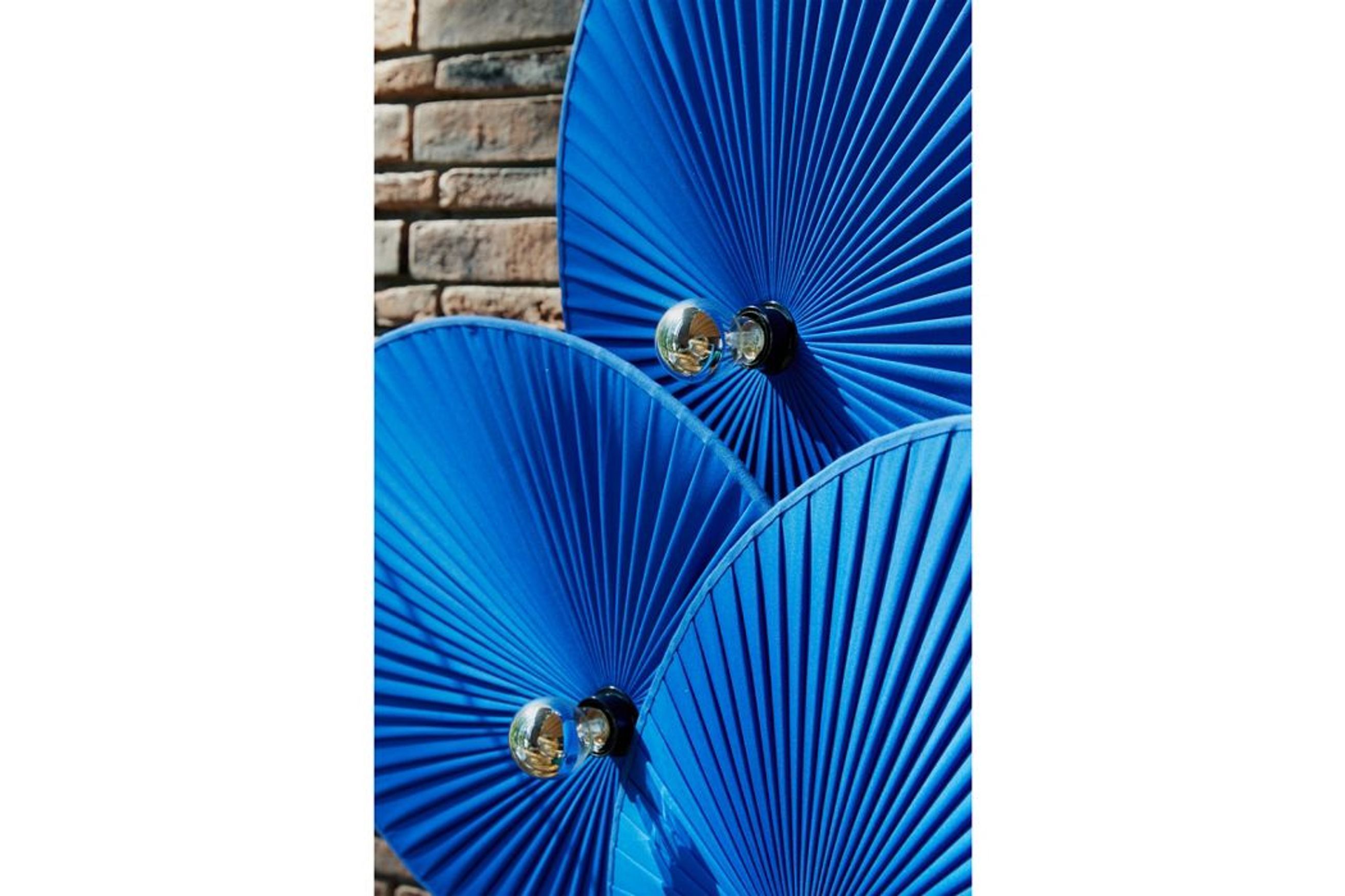 Unfold Blue Floor Lamp