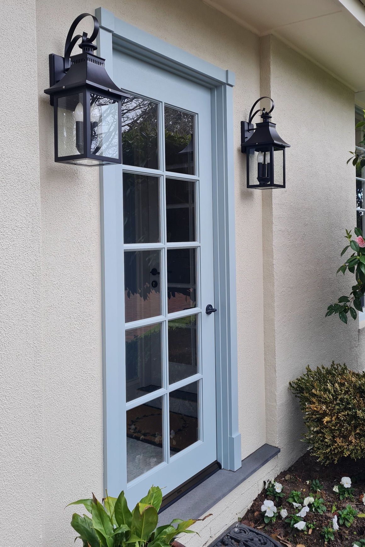 Classic Lantern Black