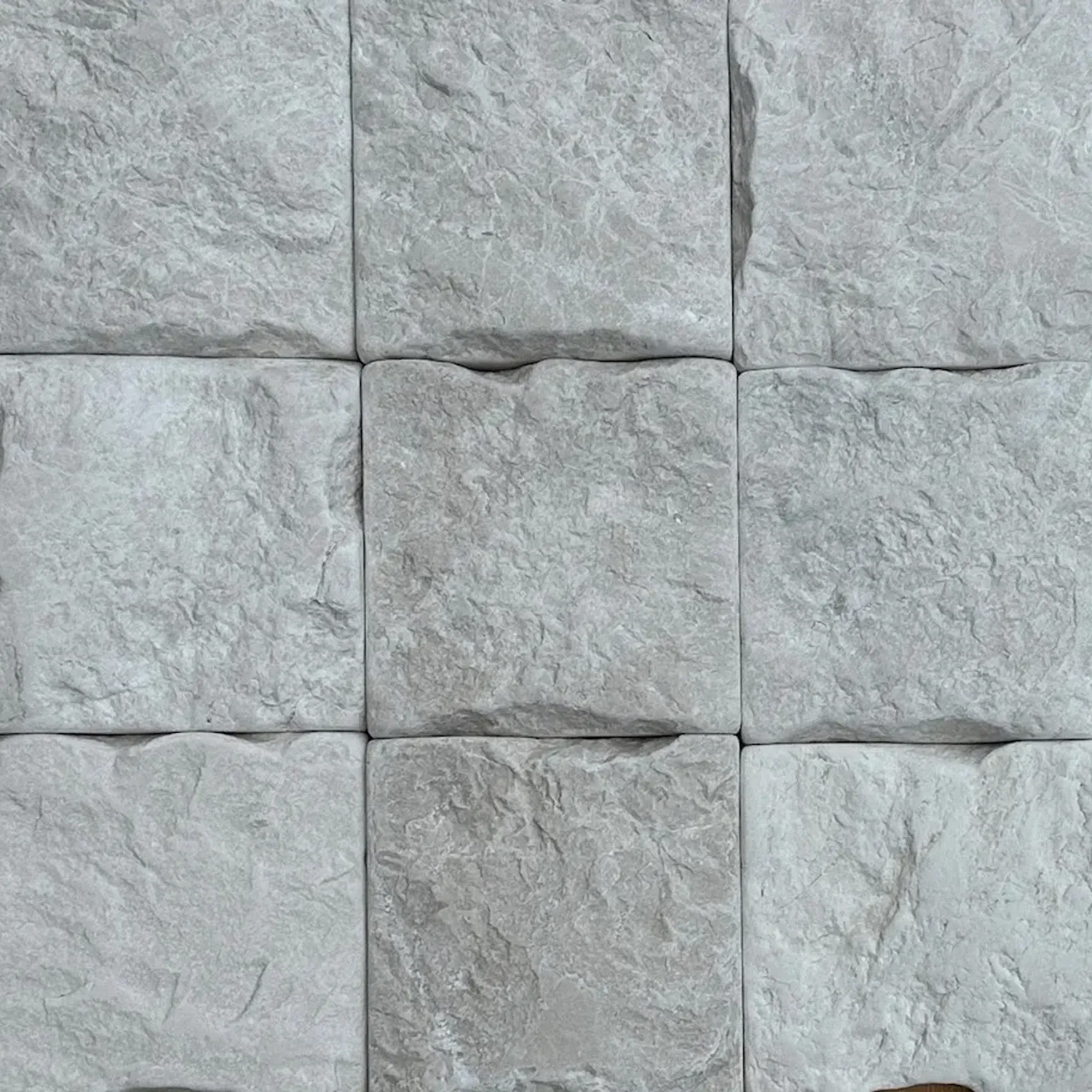 Papillon Split Limestone Cobblestones