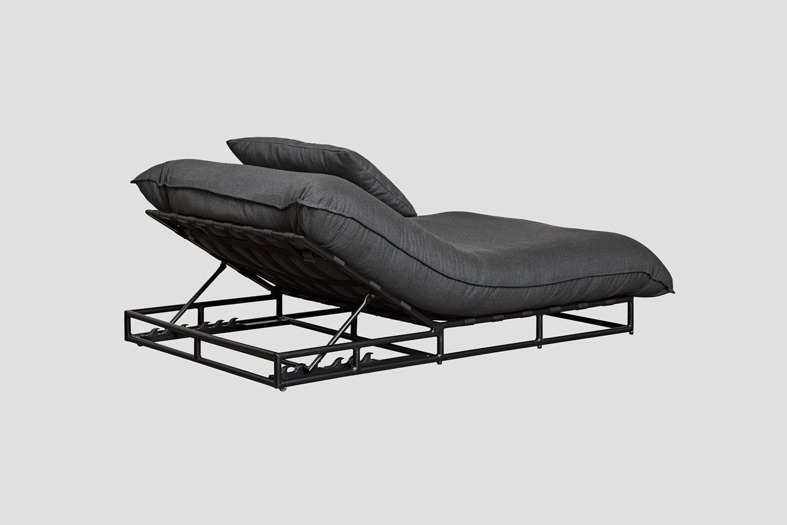 Papamoa Daybed - Sooty