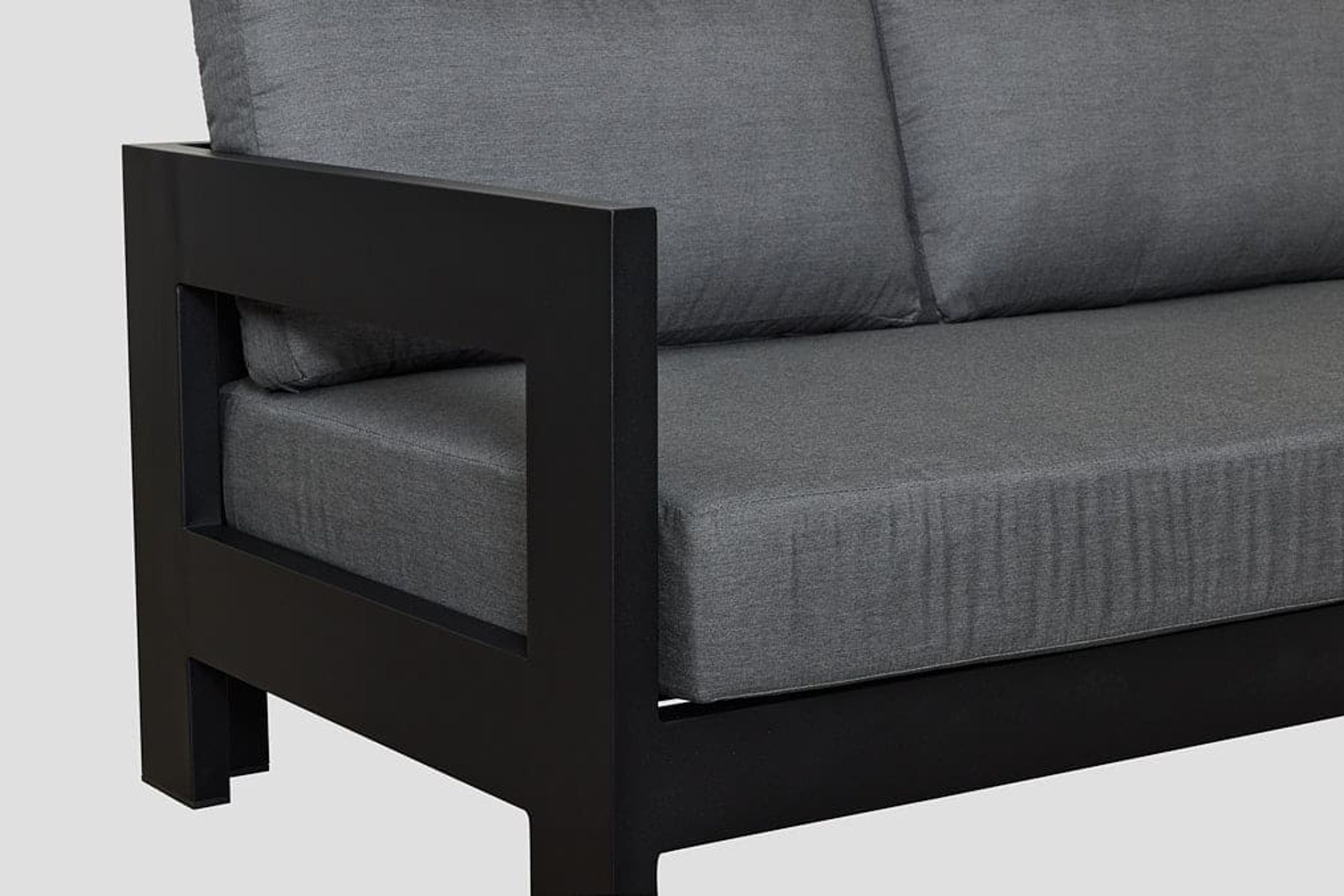 Pauanui Alu Triple Sofa