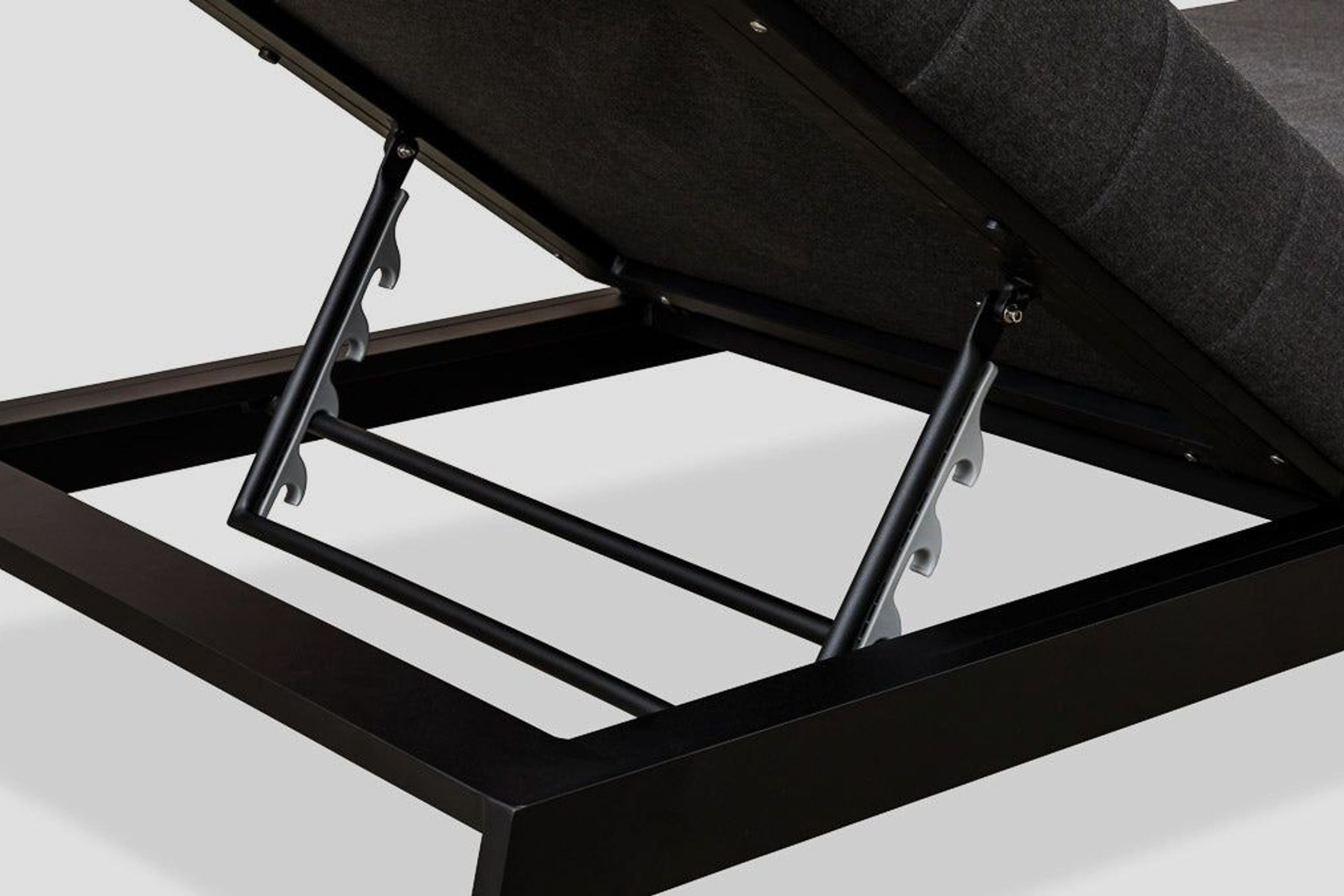 Piha Lounger - Black